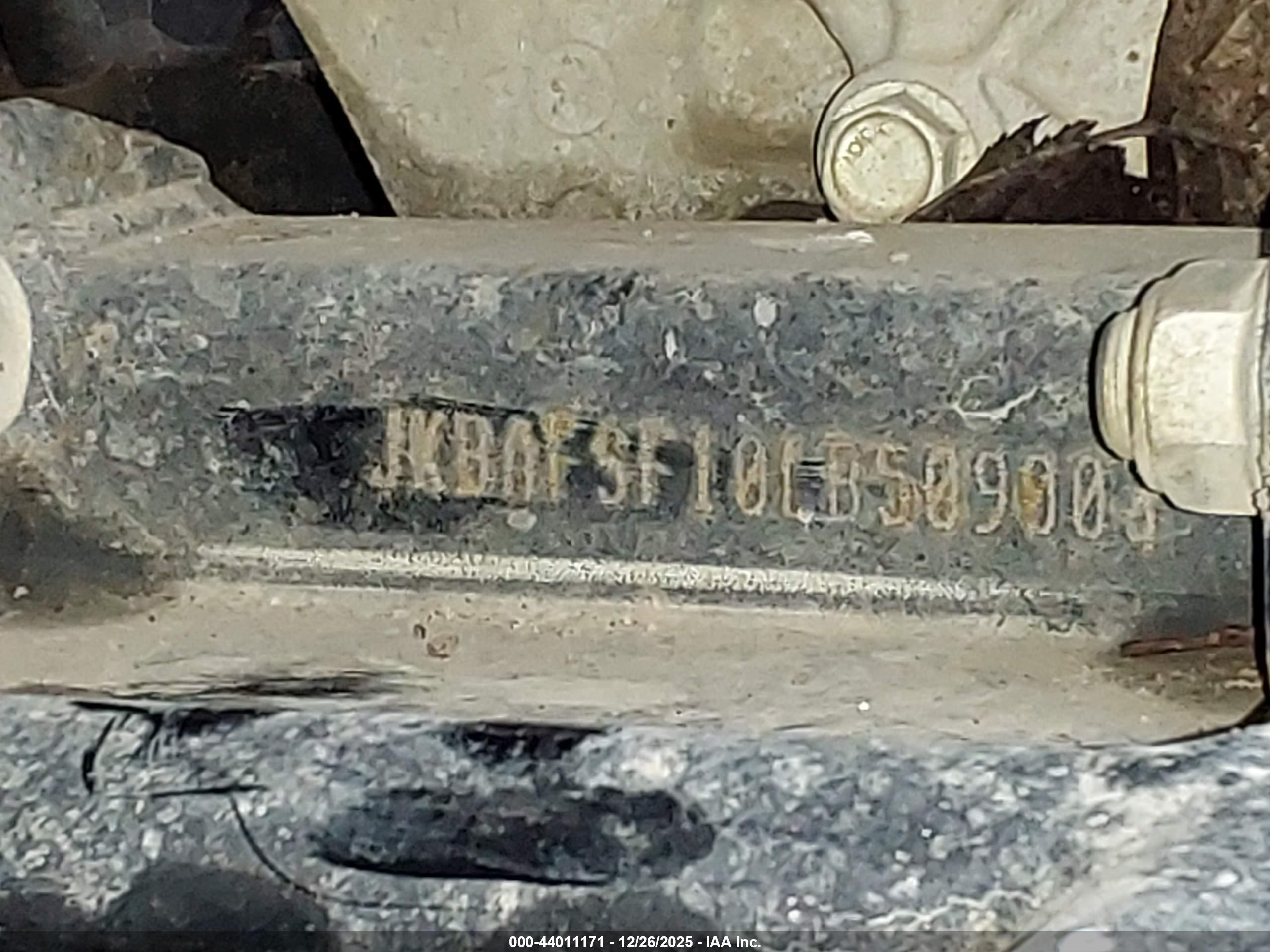 KAWASAKI KAF820 image 10