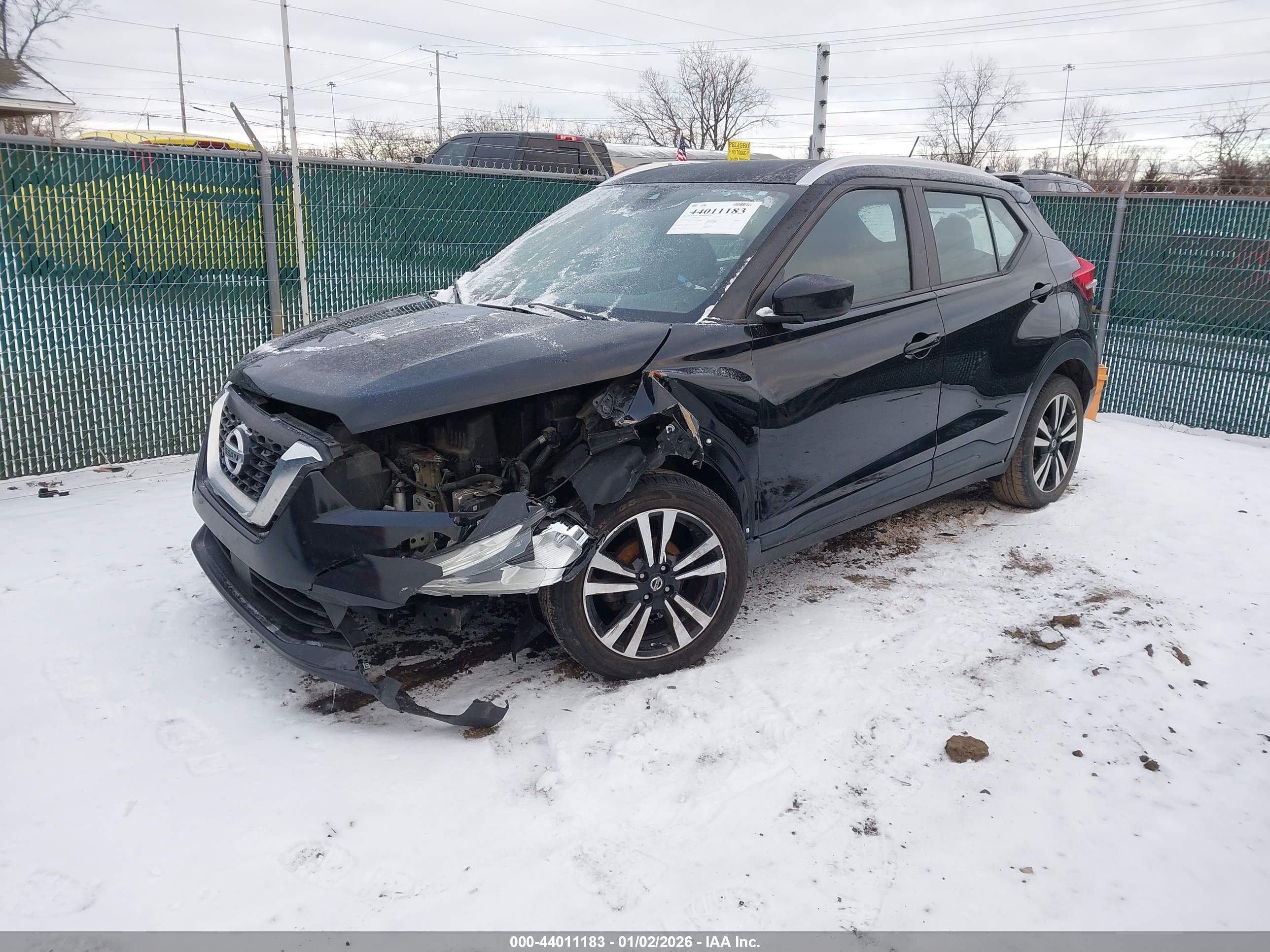 NISSAN KICKS image 2