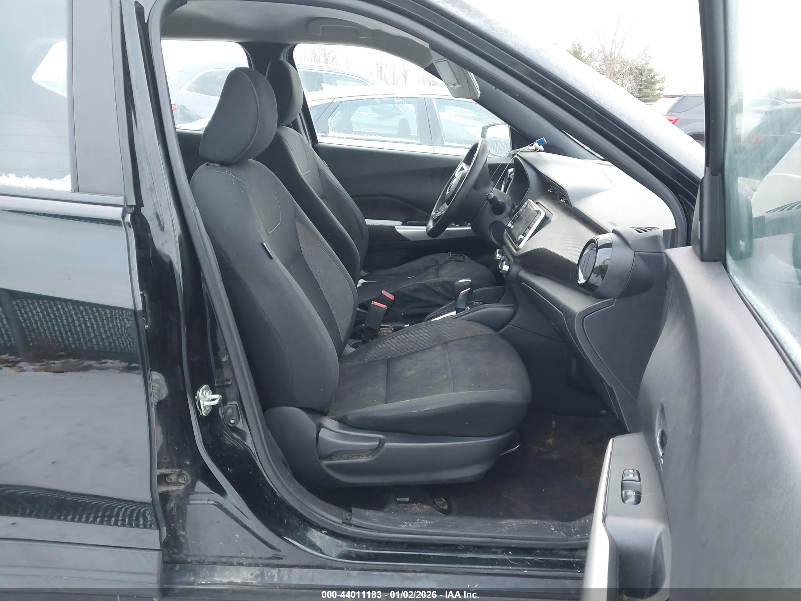NISSAN KICKS image 5