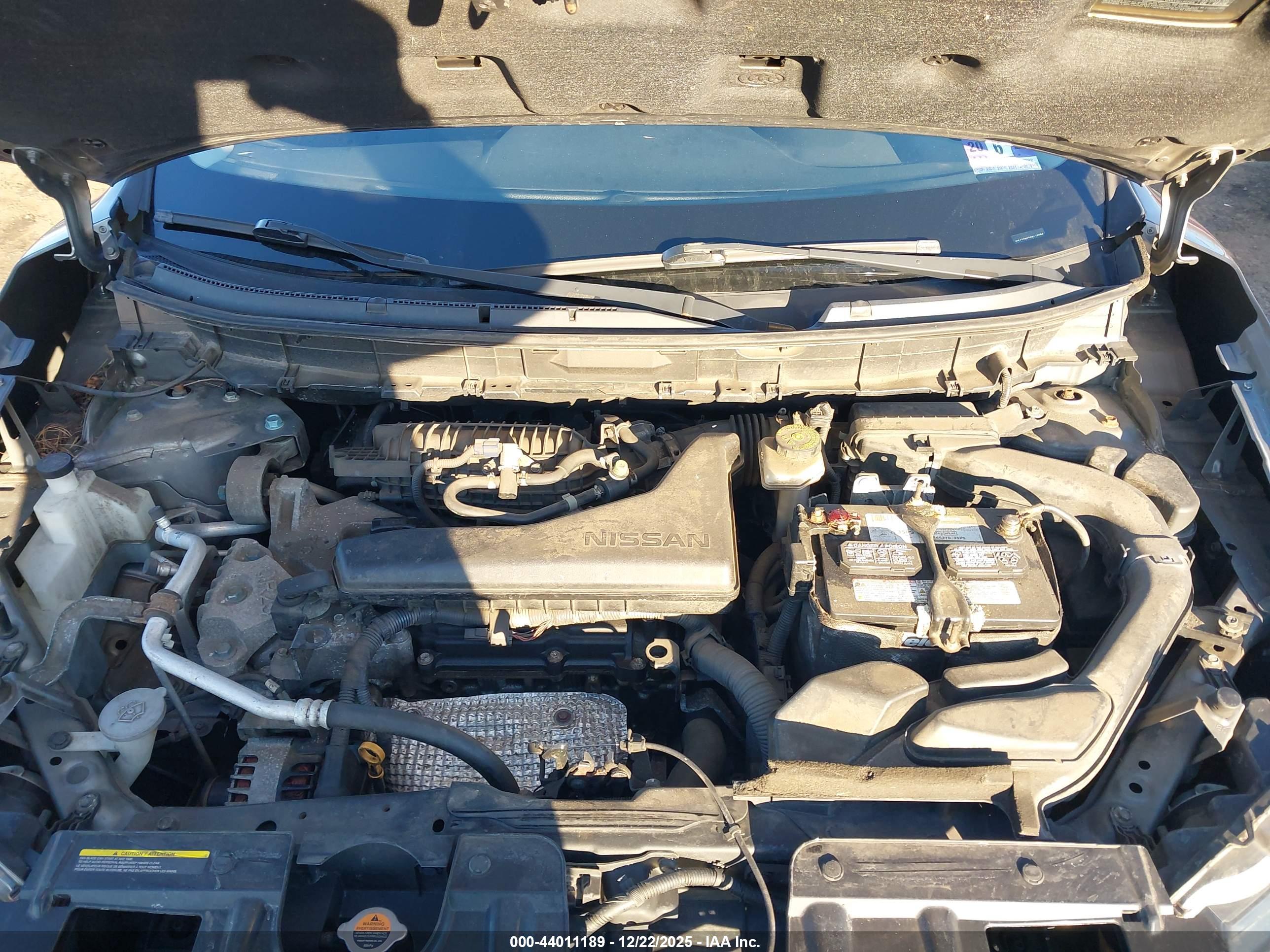 NISSAN ROGUE image 10