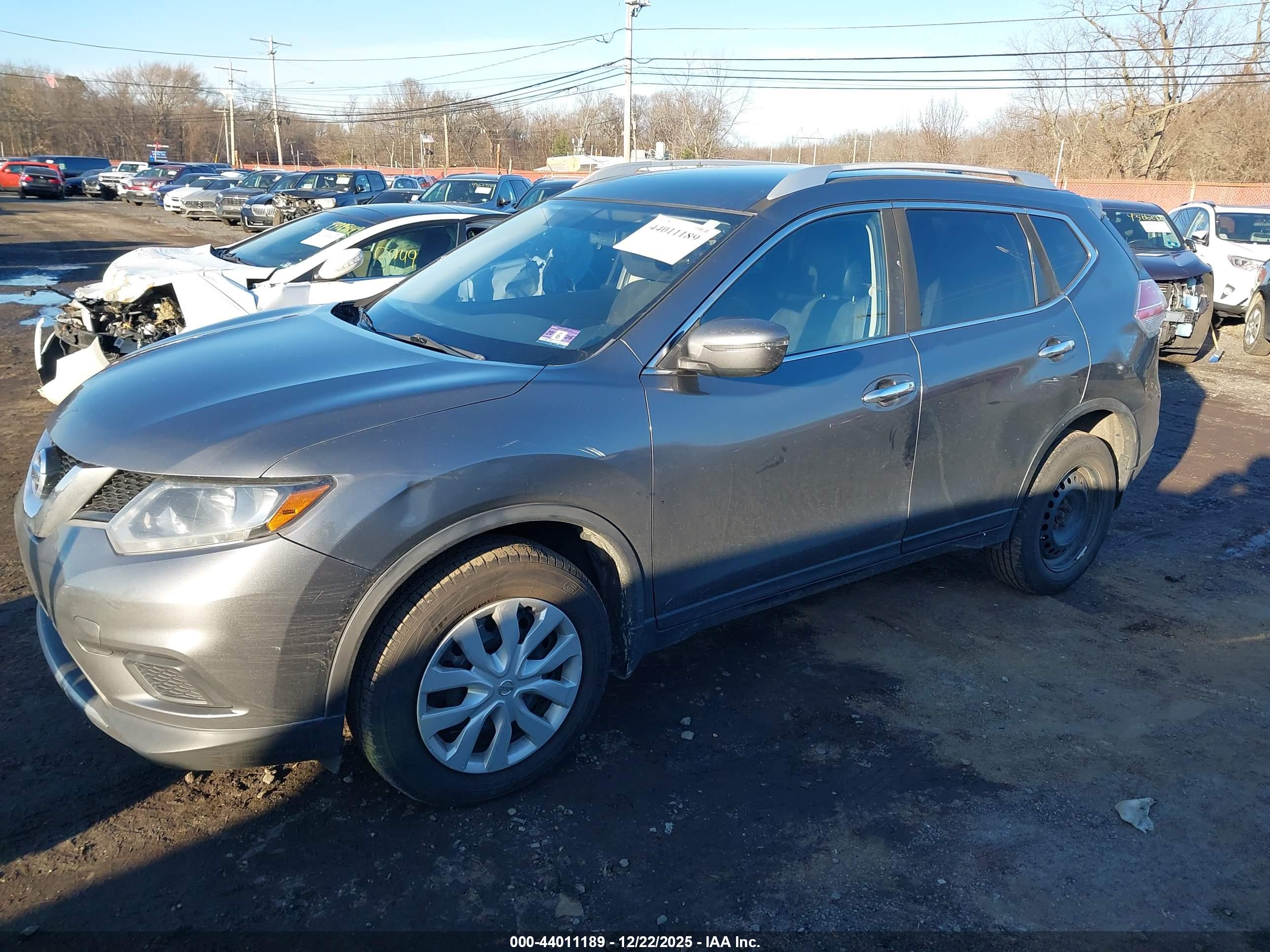 NISSAN ROGUE image 6