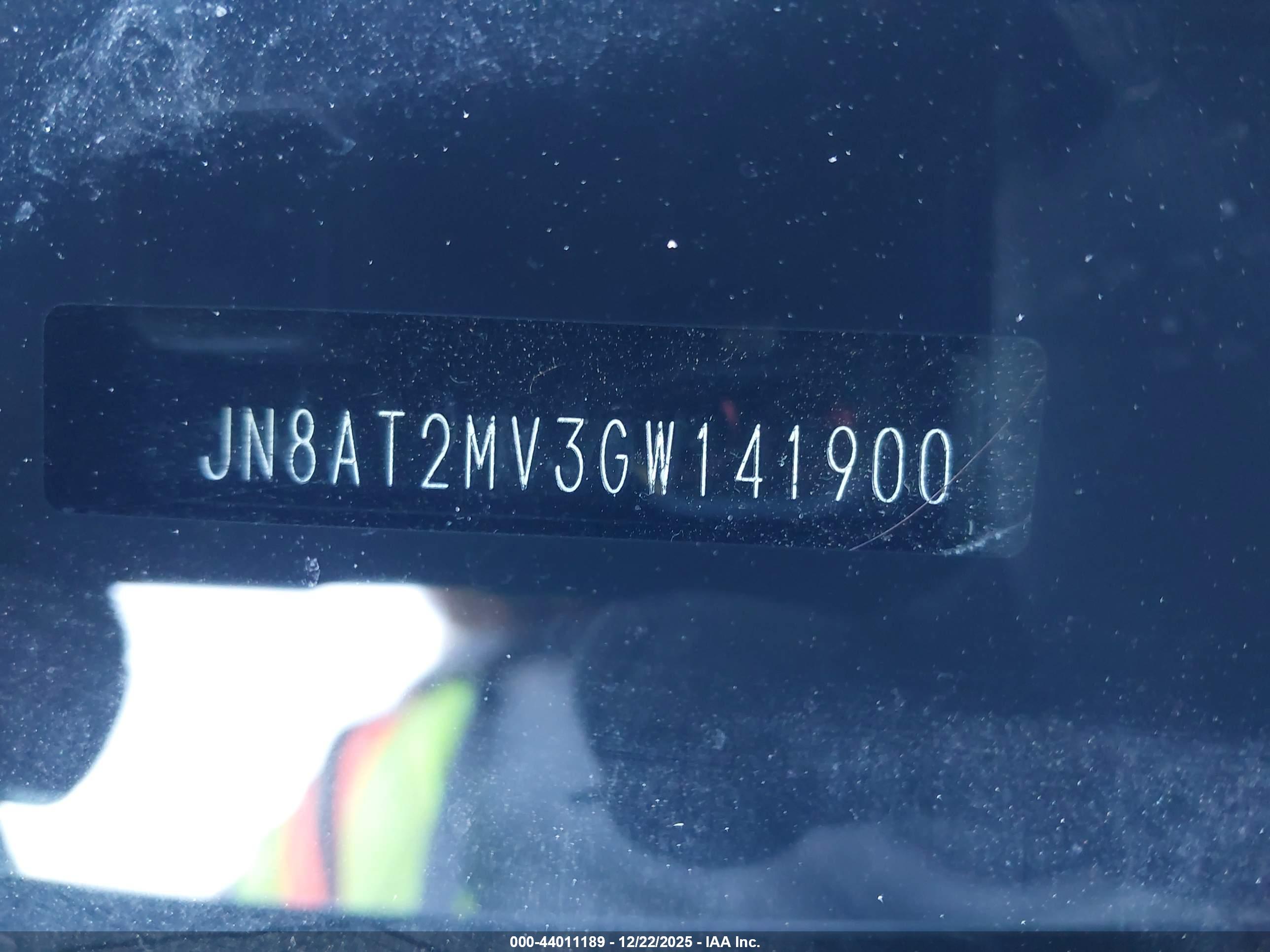 NISSAN ROGUE image 9