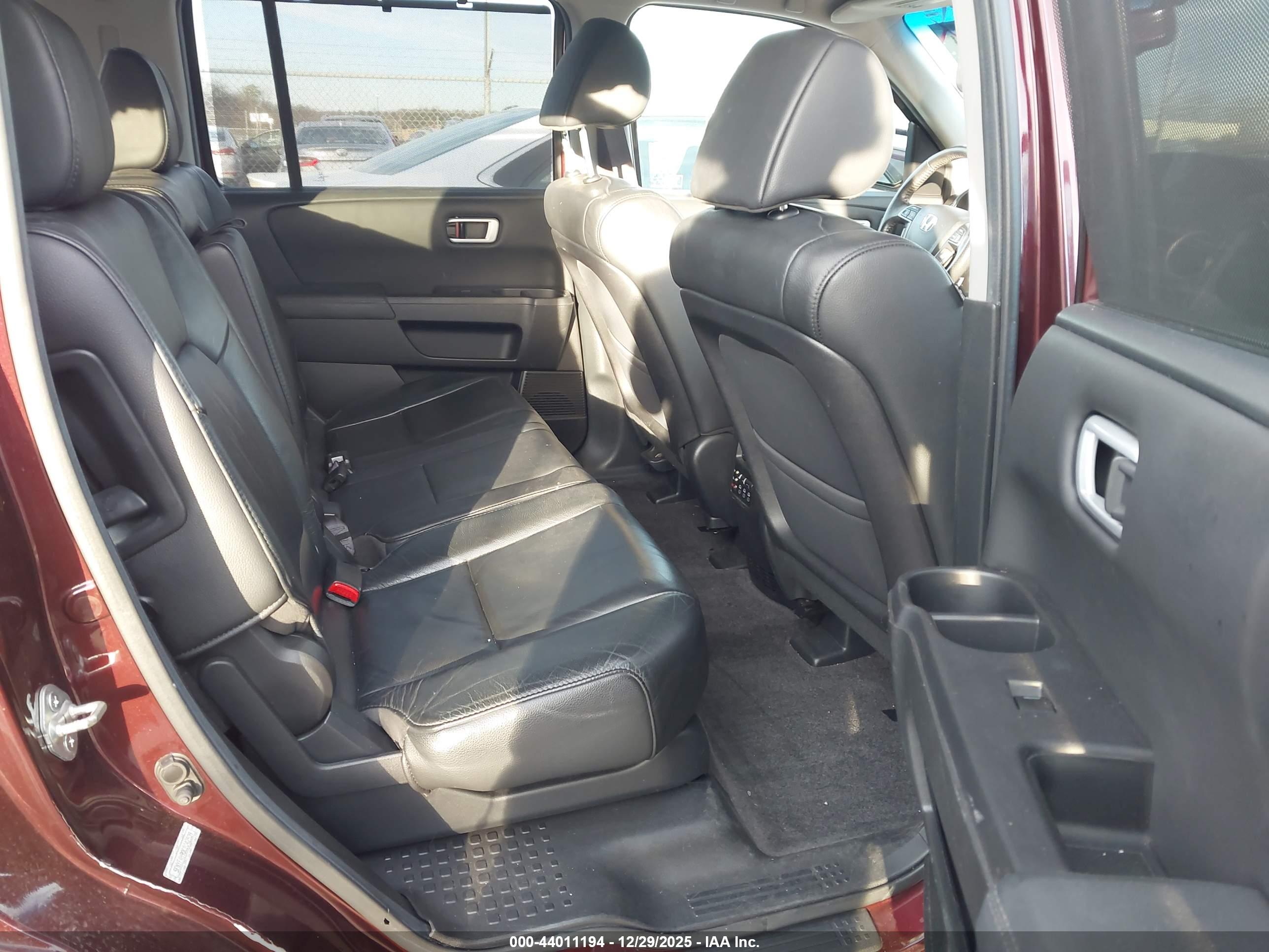 HONDA PILOT image 8