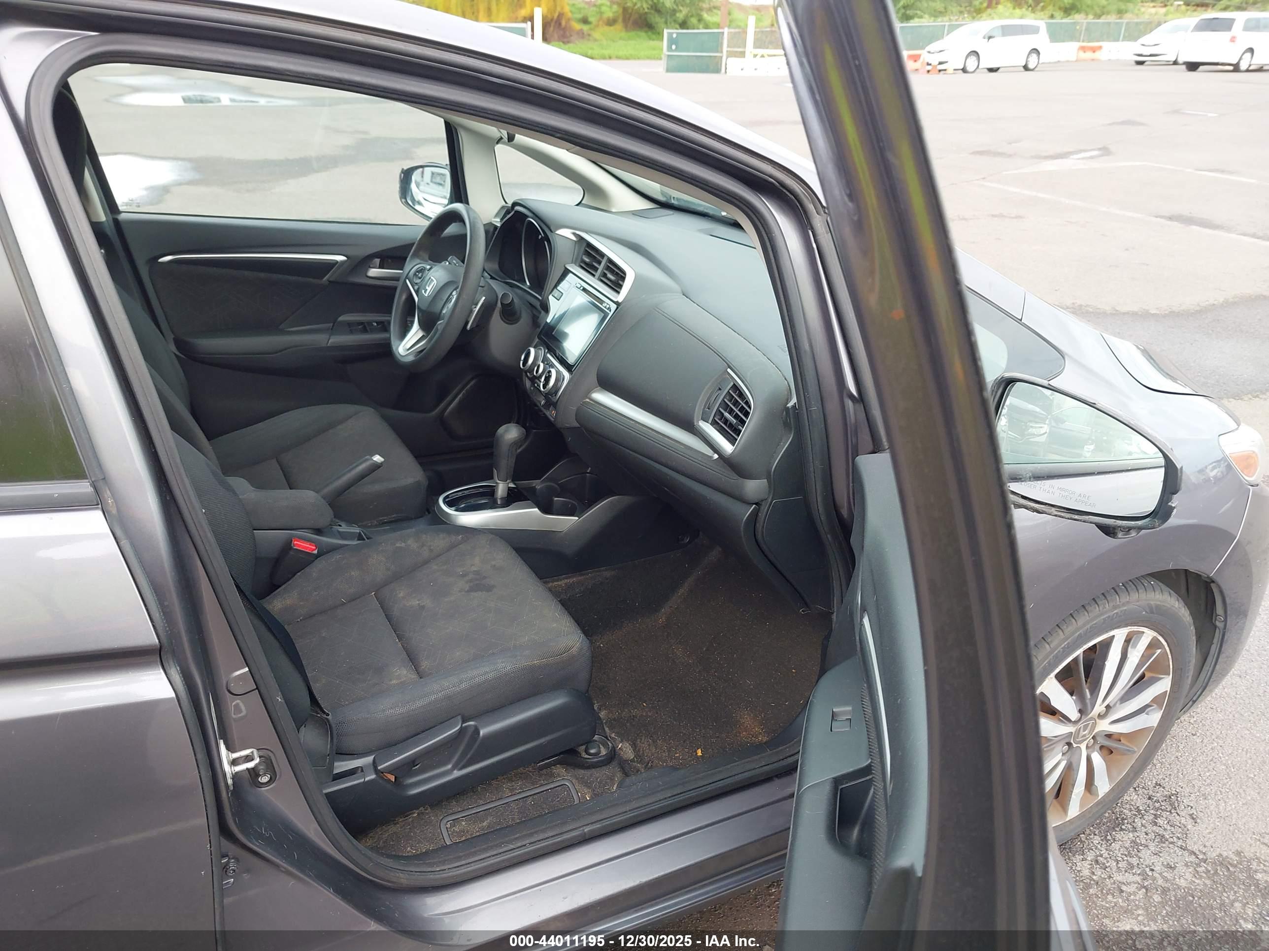 HONDA FIT image 5
