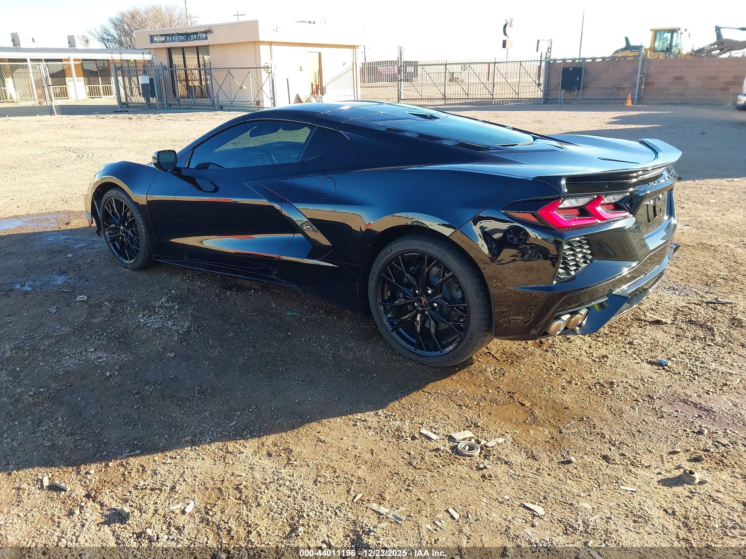 CHEVROLET CORVETTE image 3