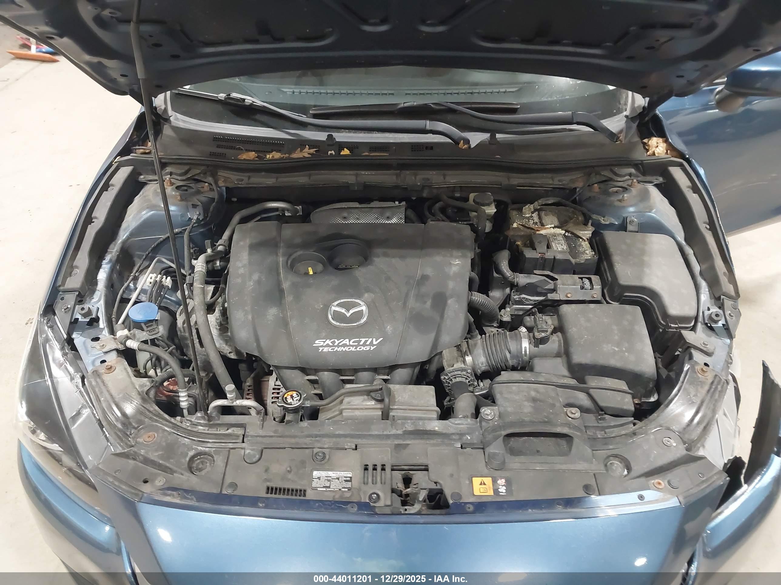 MAZDA MAZDA3 image 10