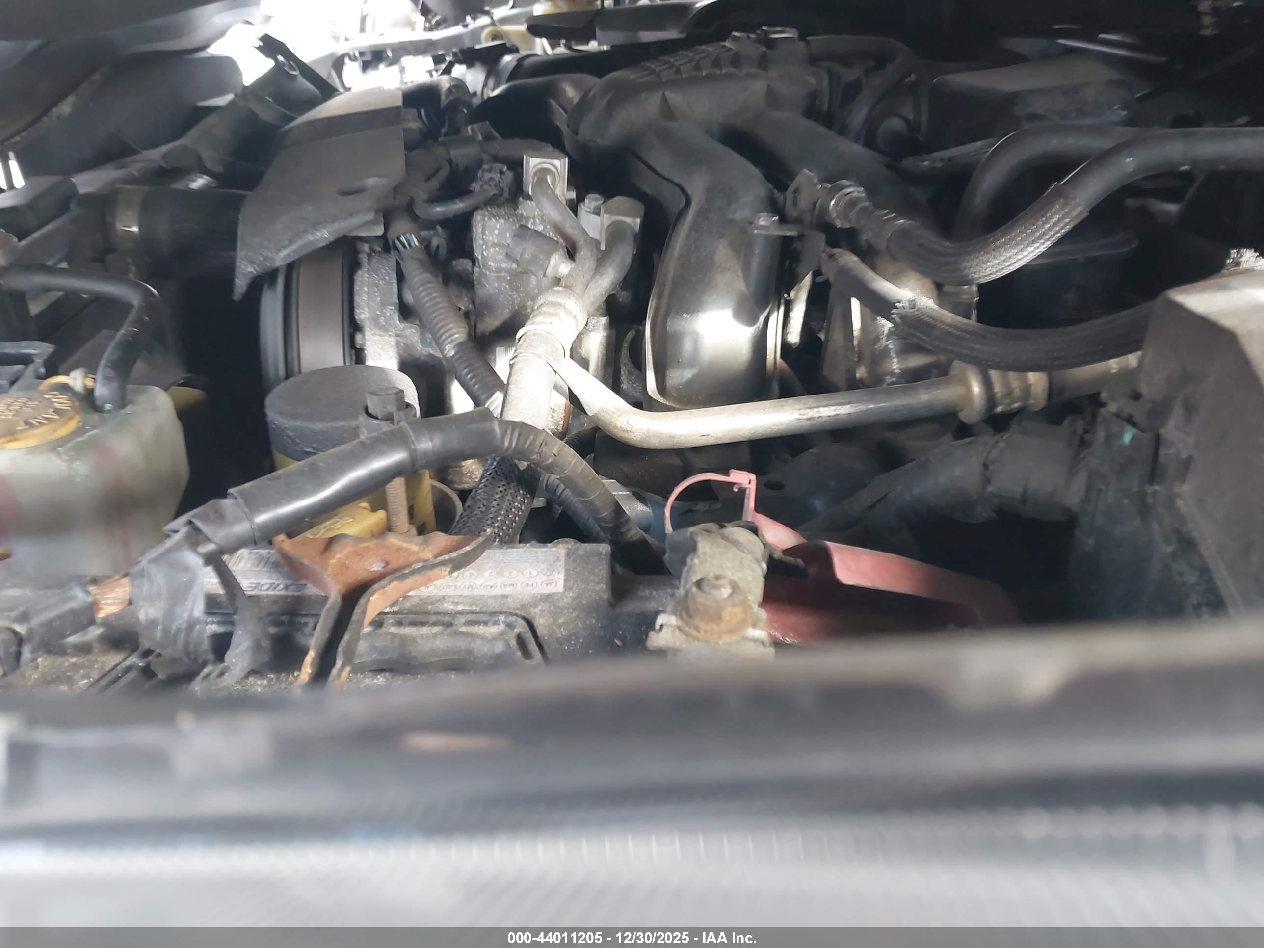SUBARU OUTBACK image 10