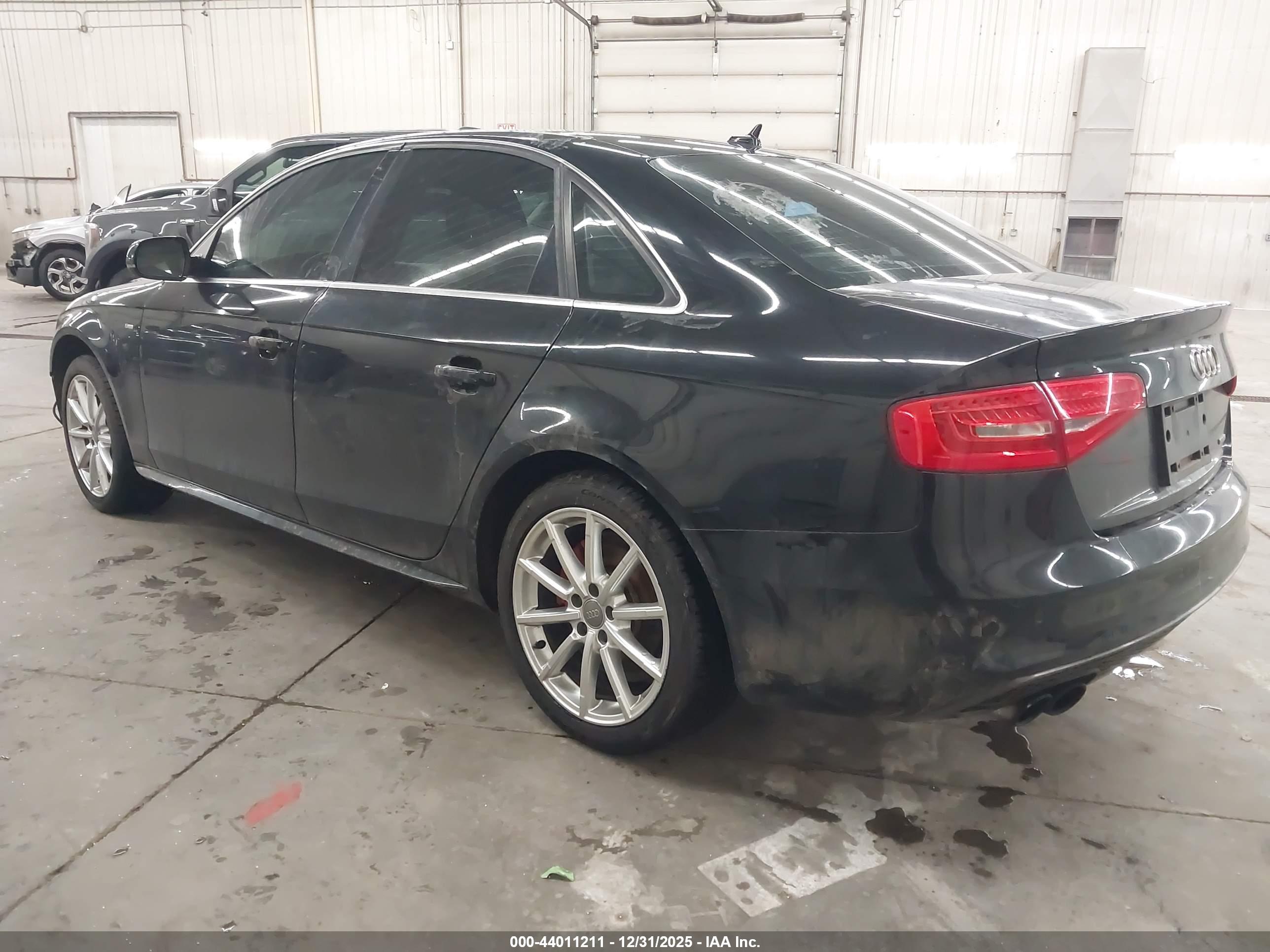AUDI A4 image 3