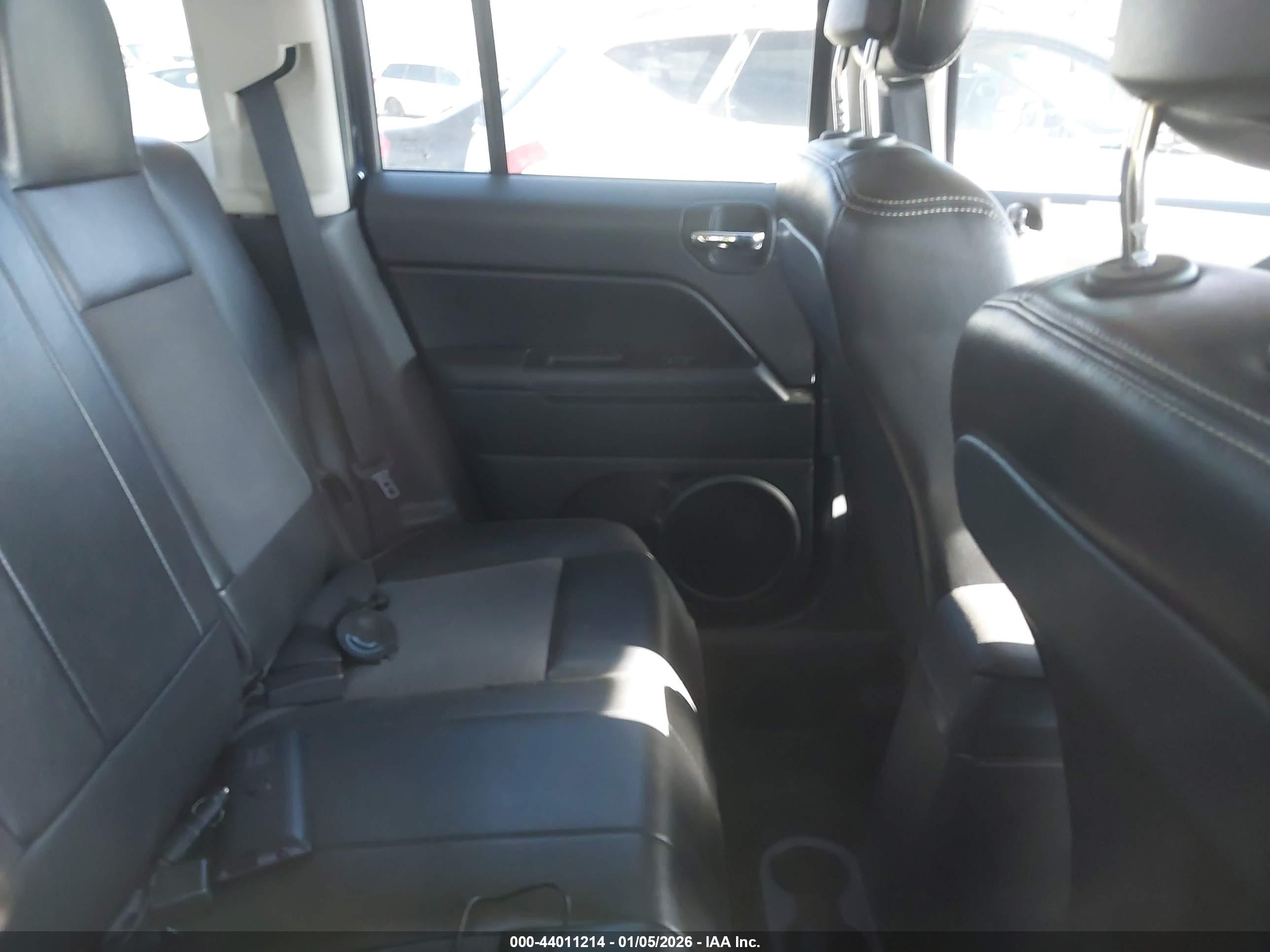 JEEP PATRIOT image 8