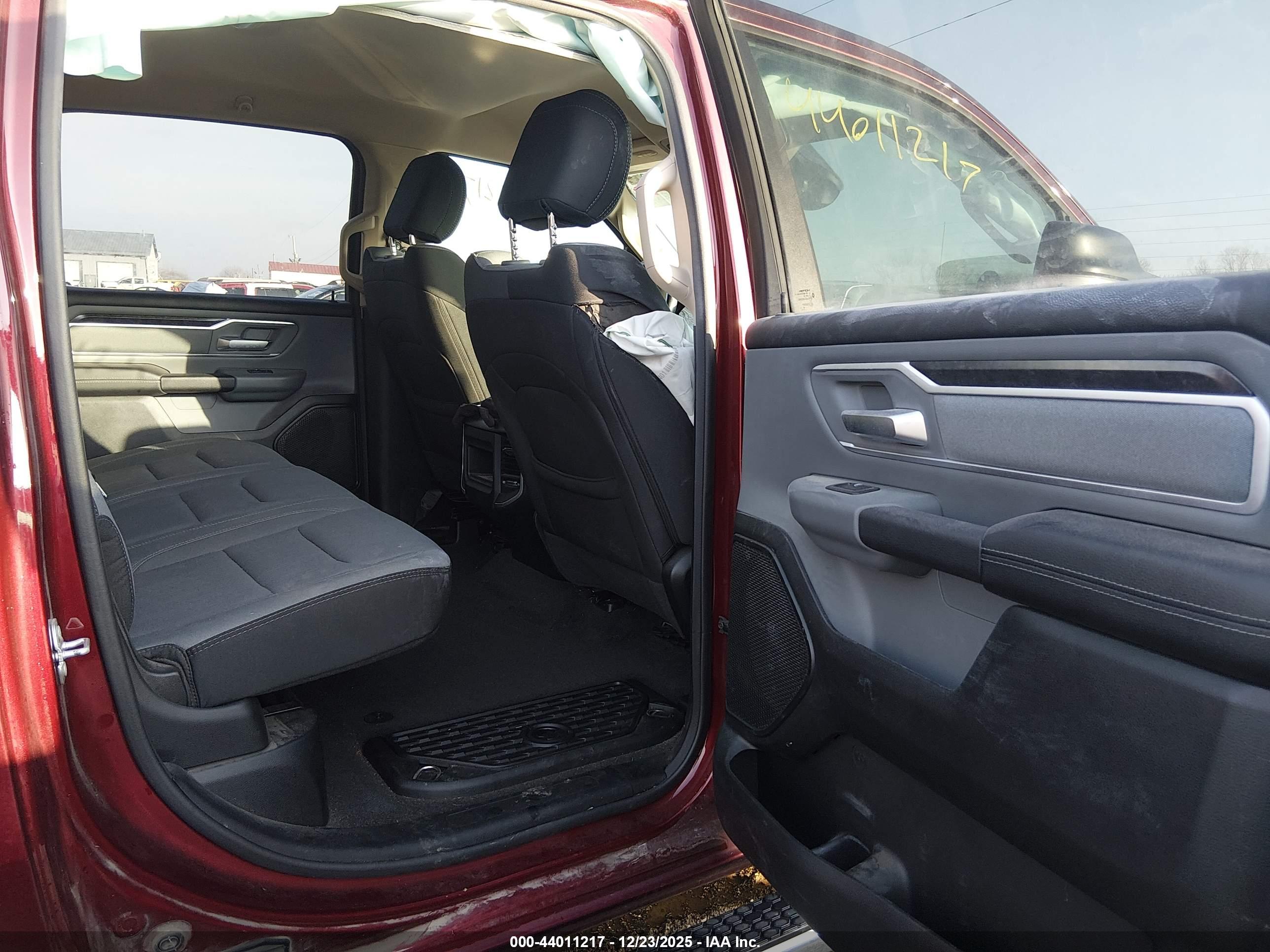 RAM 1500 image 8