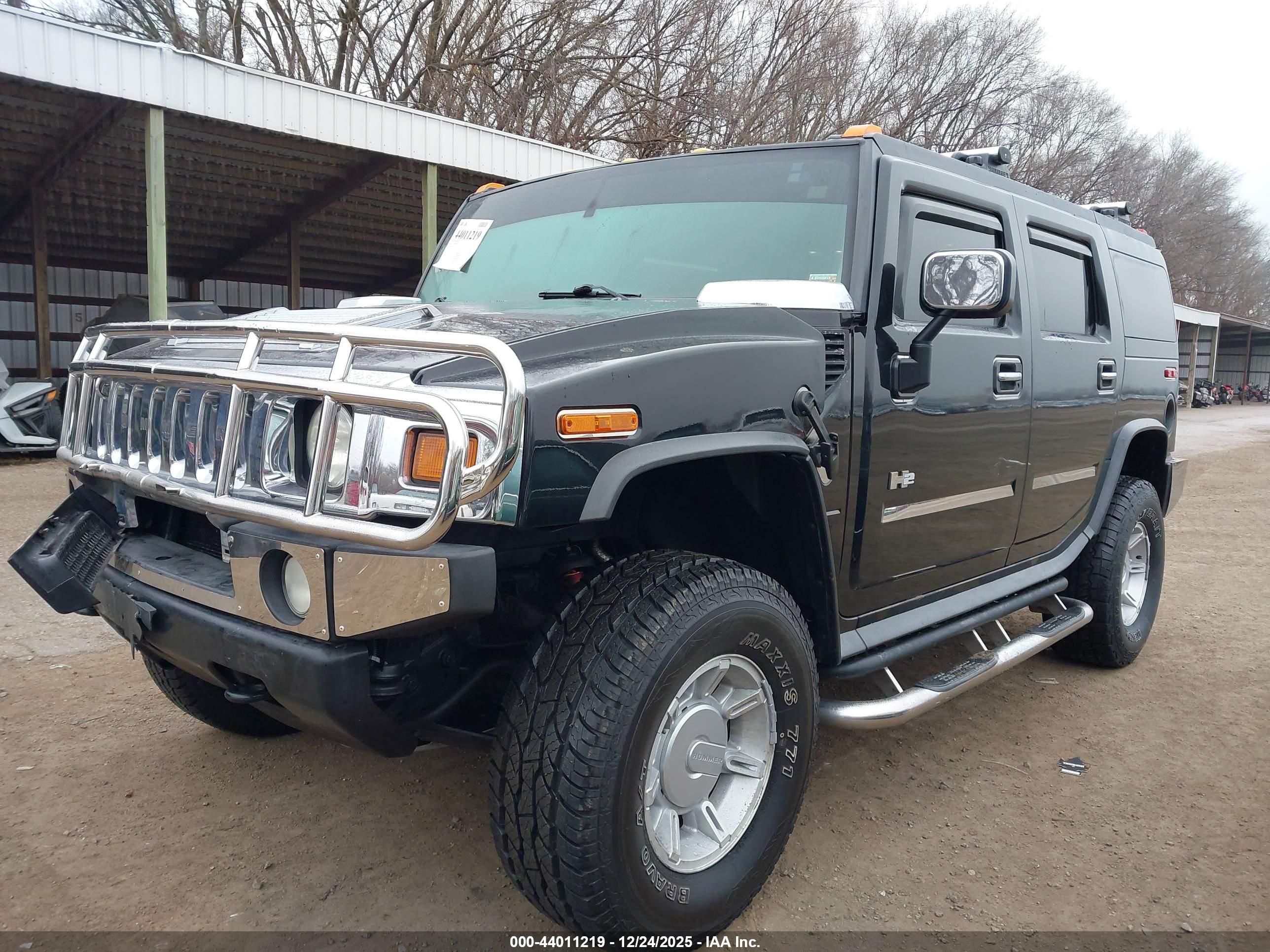 HUMMER H2 image 2