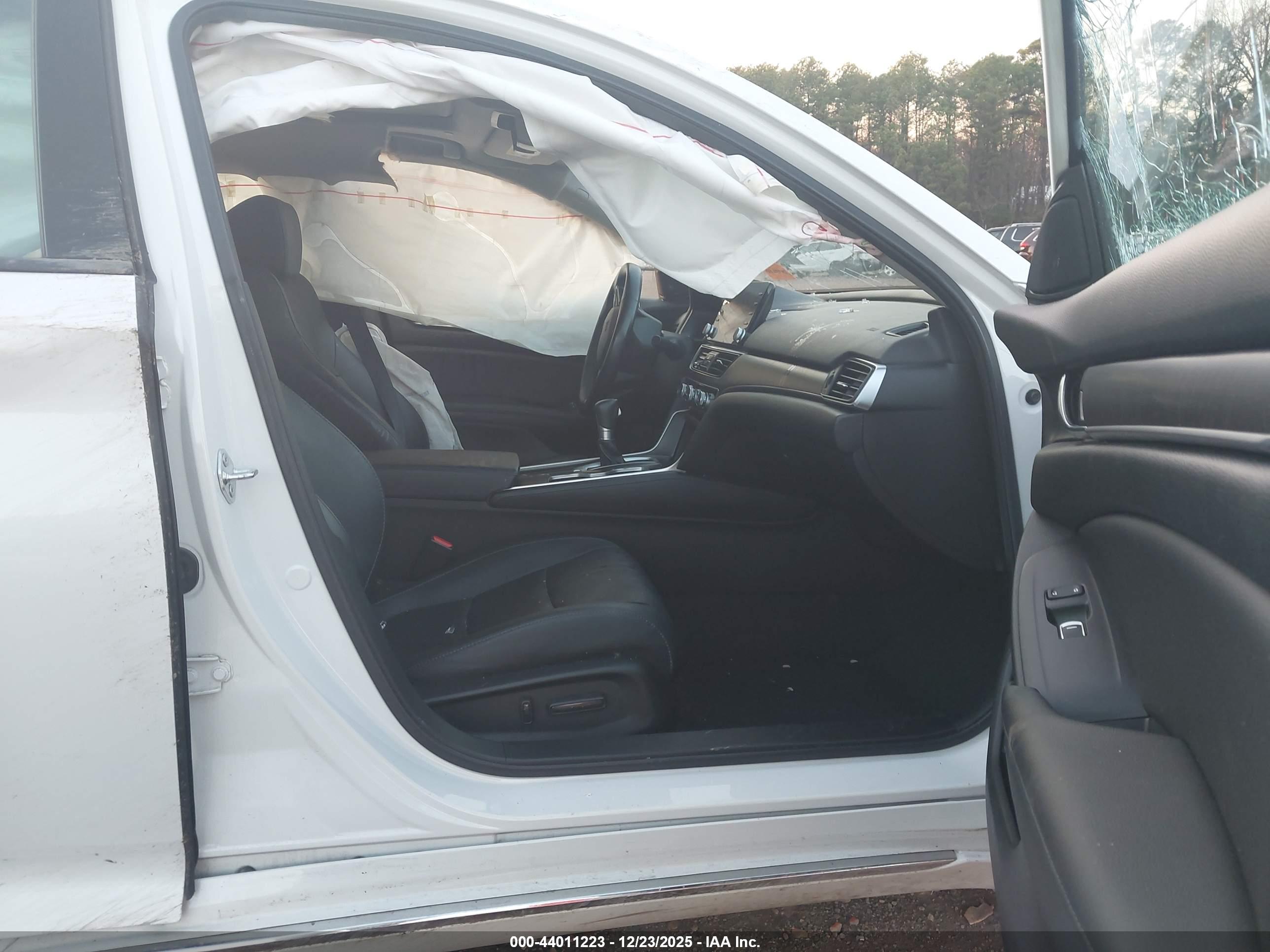 HONDA ACCORD image 5