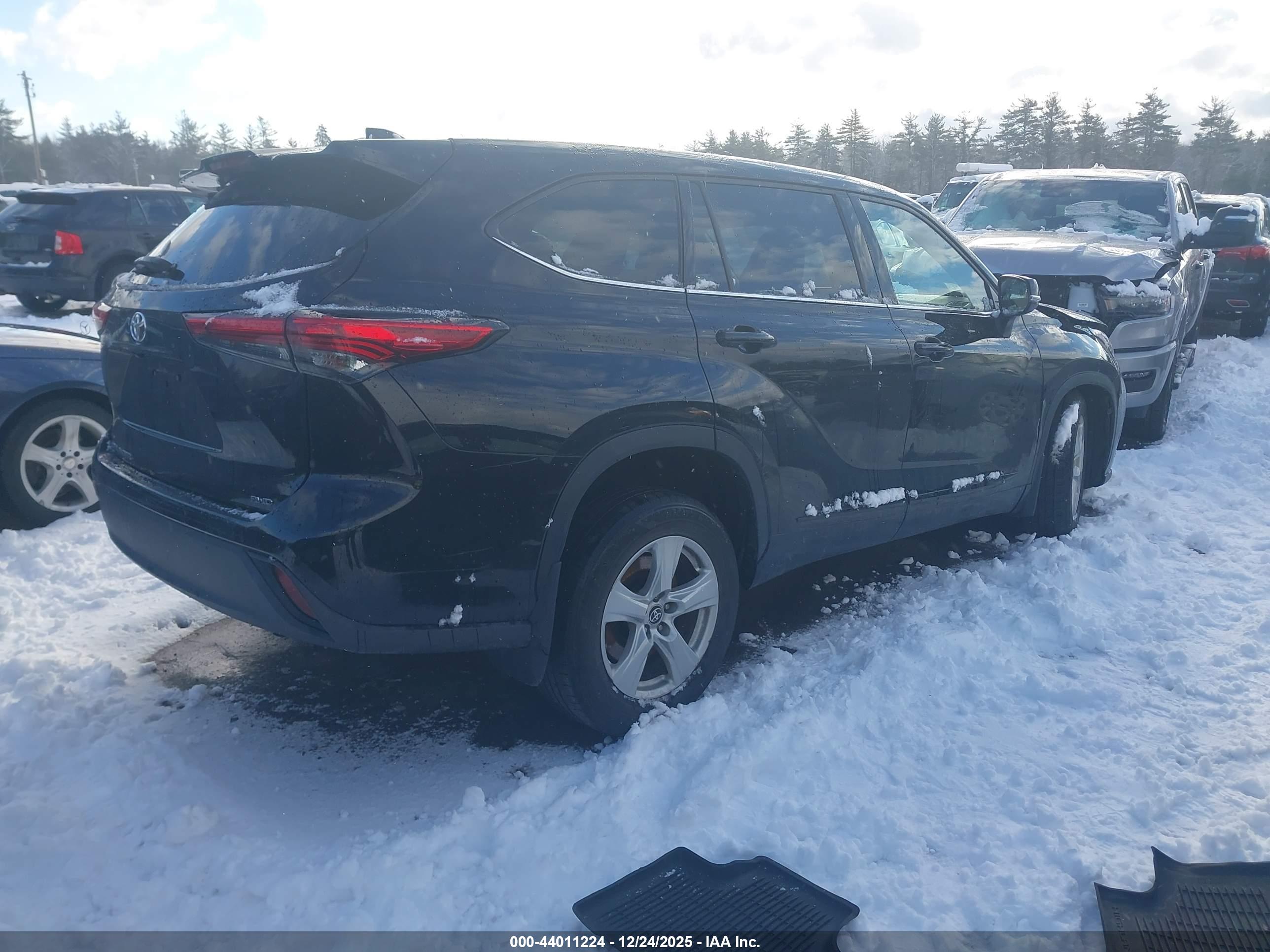 TOYOTA HIGHLANDER image 4
