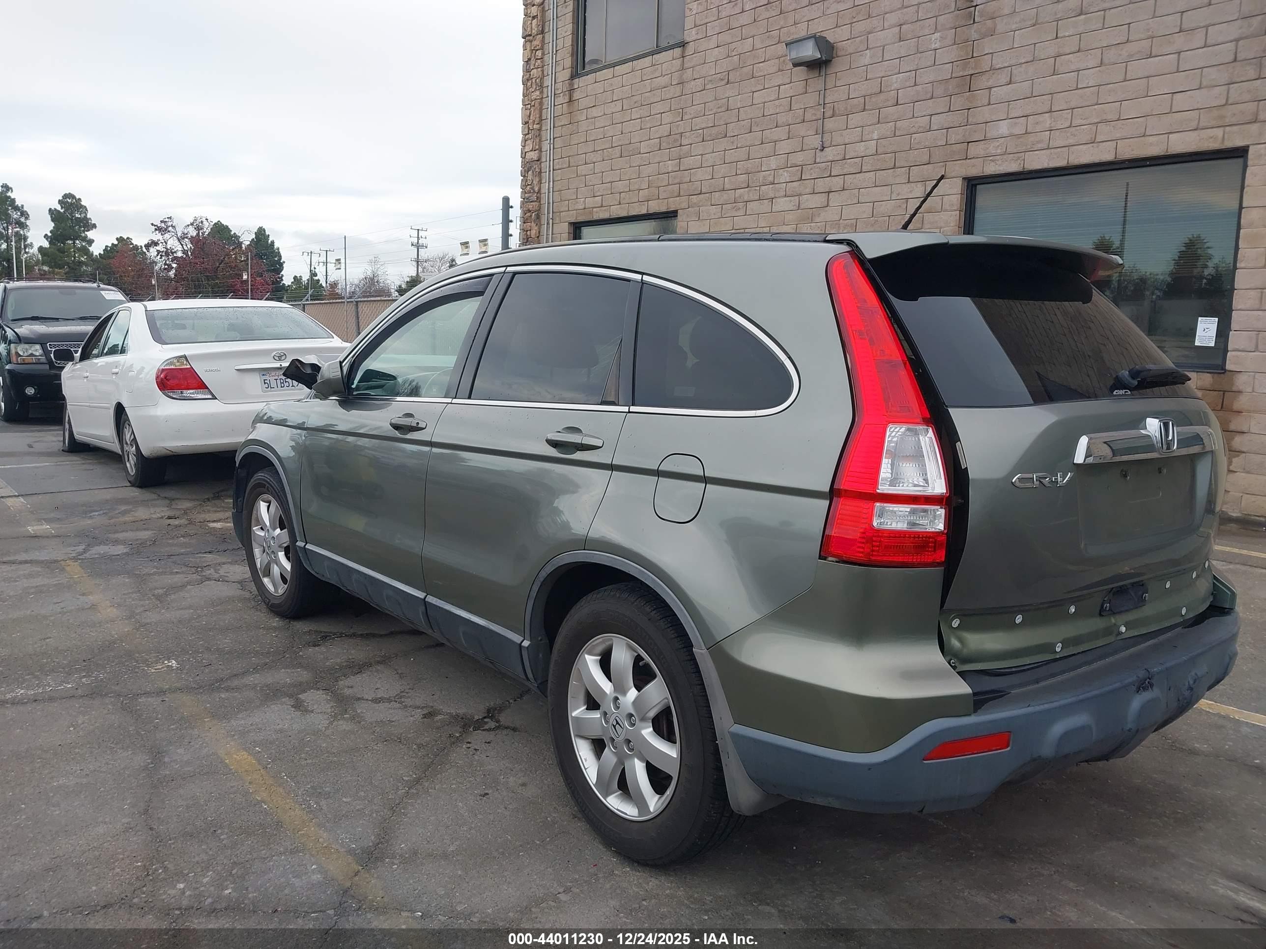 HONDA CR-V image 3