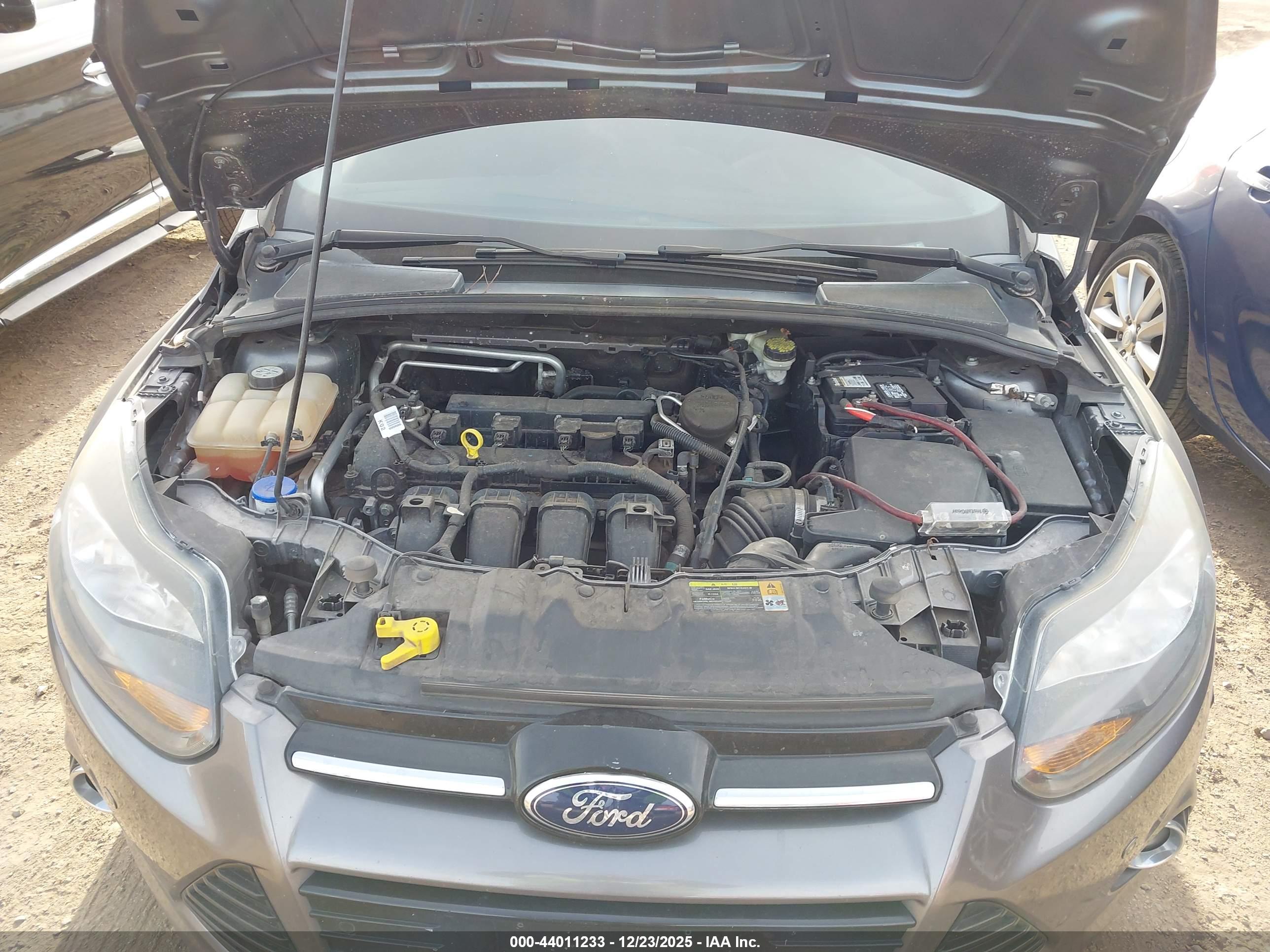 FORD FOCUS image 10