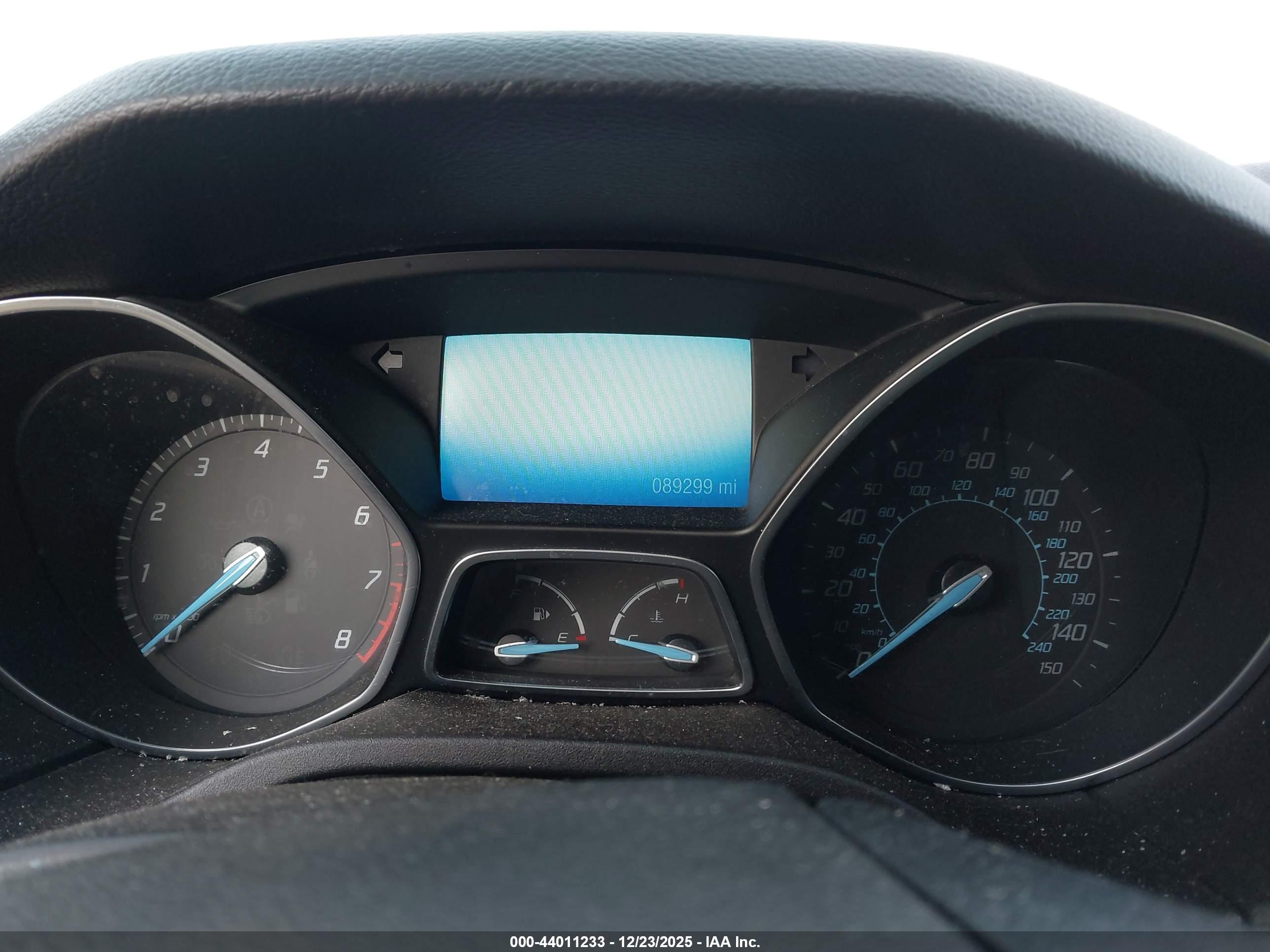 FORD FOCUS image 7