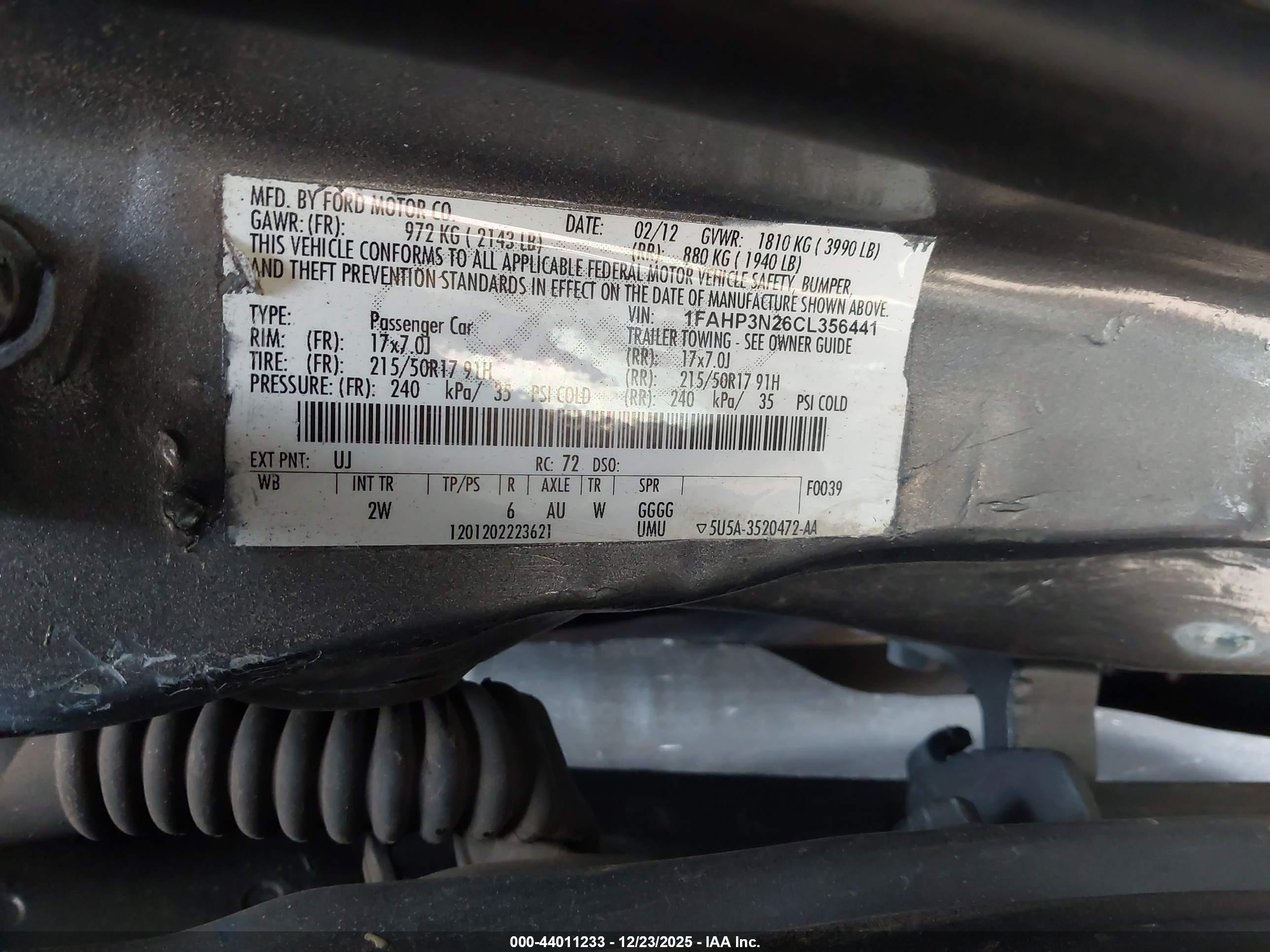 FORD FOCUS image 9