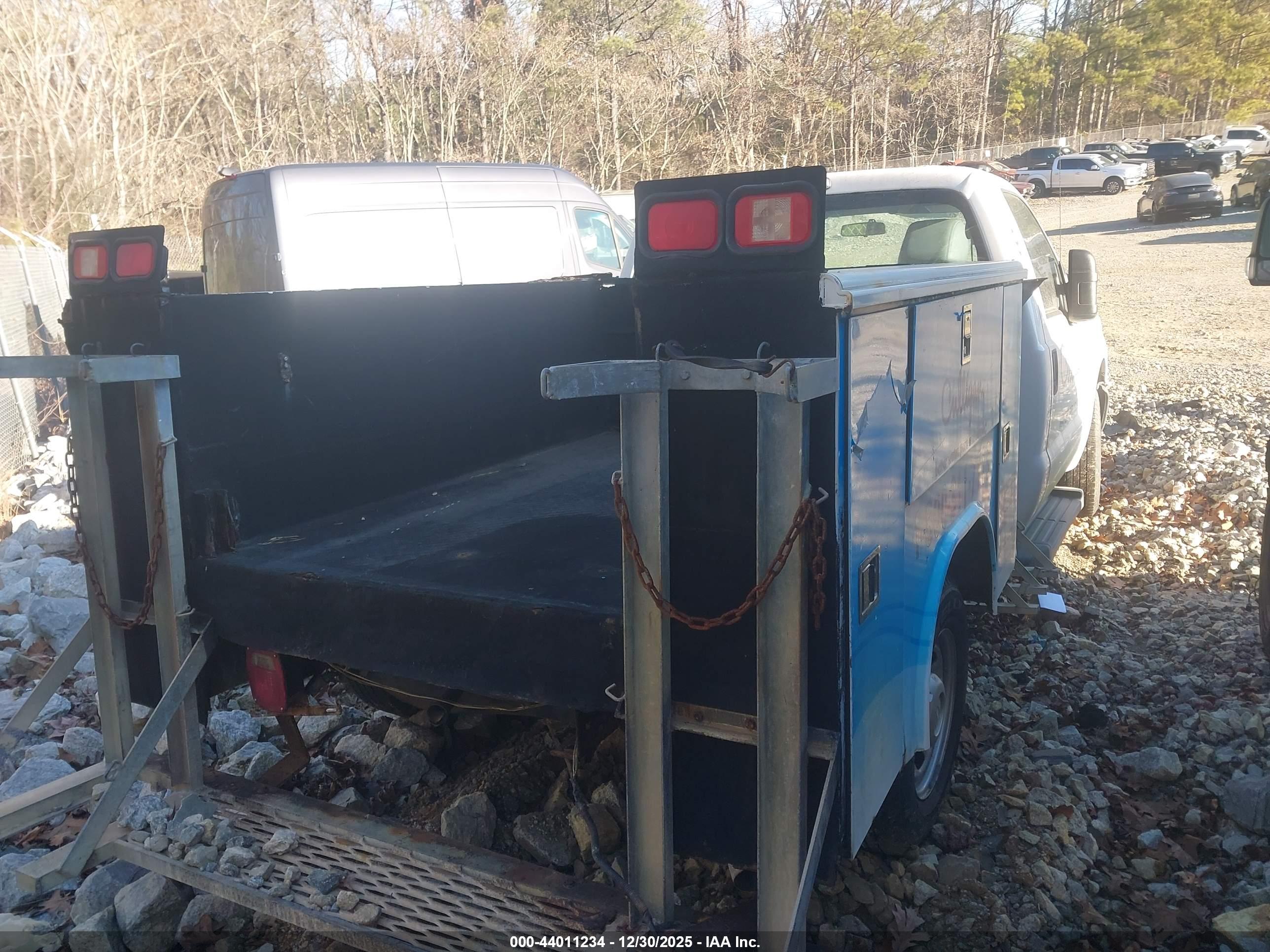FORD F-250 image 4