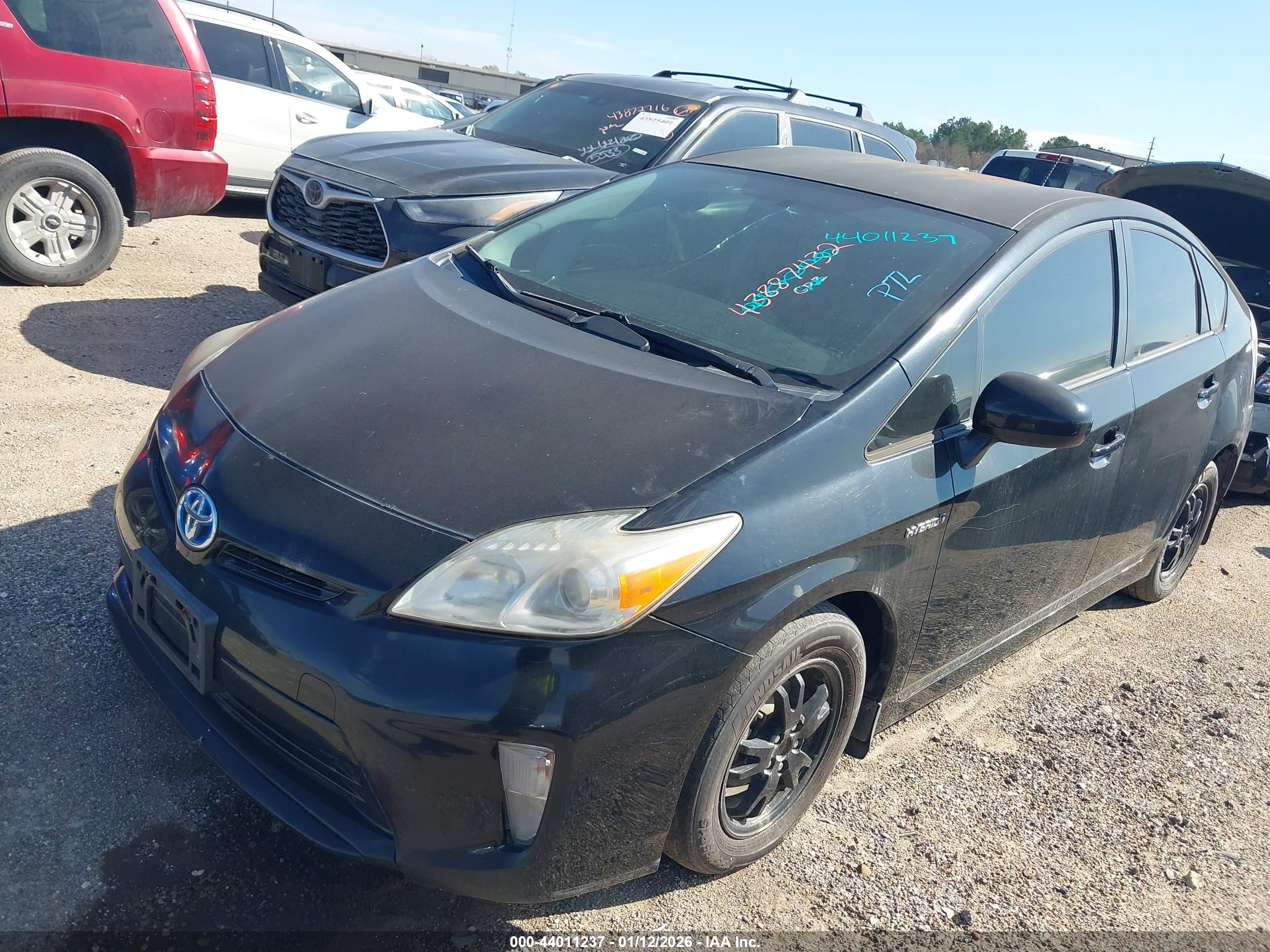 TOYOTA PRIUS image 2