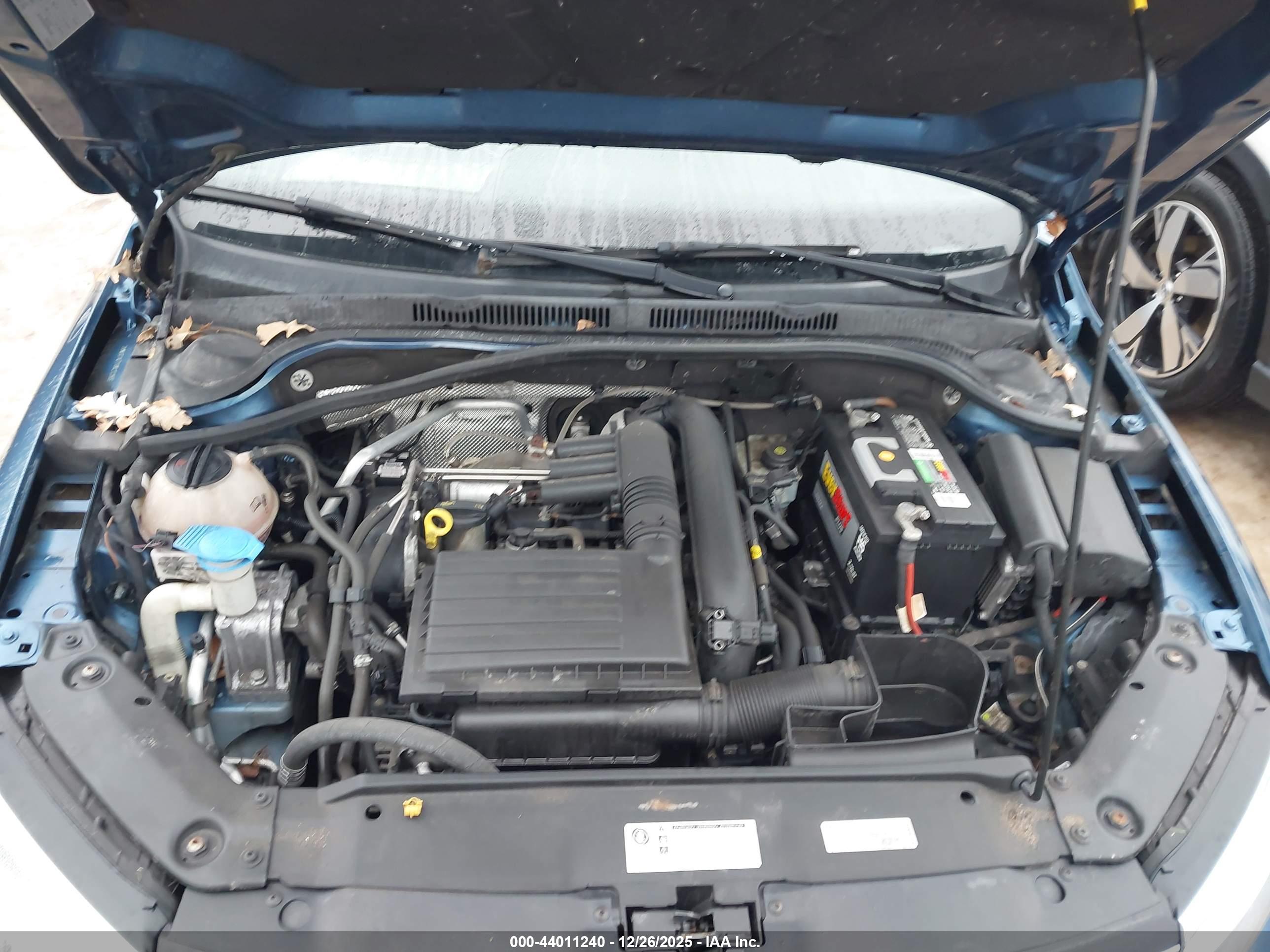 VOLKSWAGEN JETTA image 10