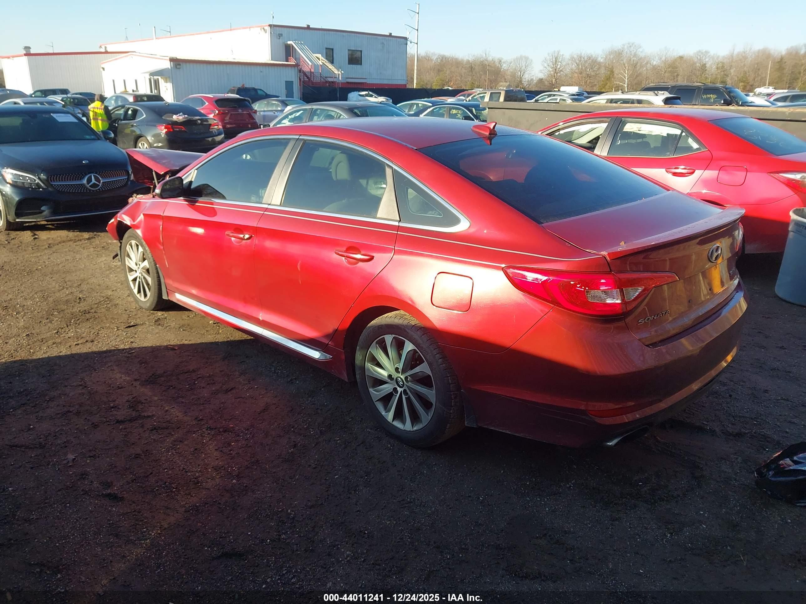 HYUNDAI SONATA image 3
