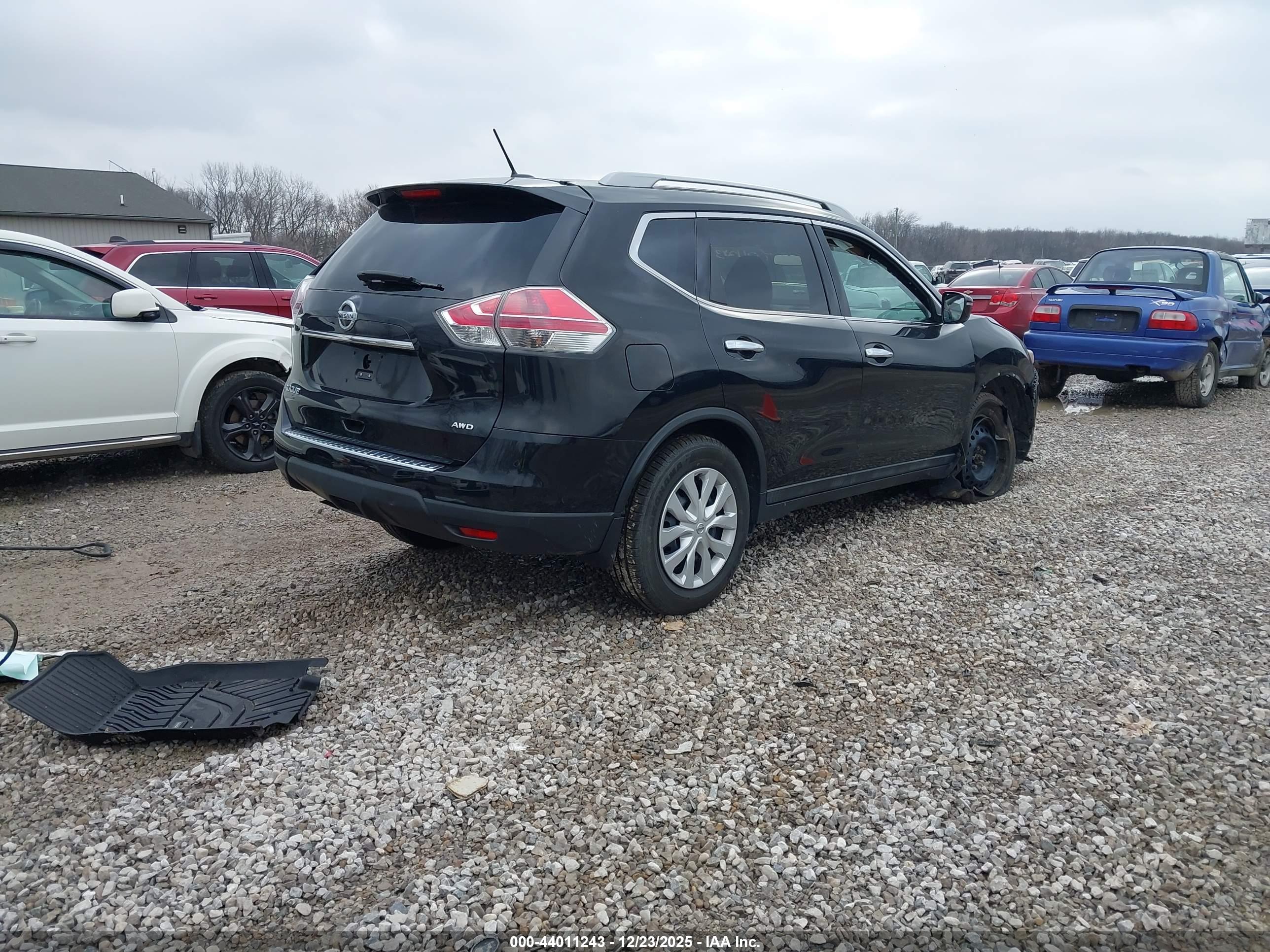 NISSAN ROGUE image 4