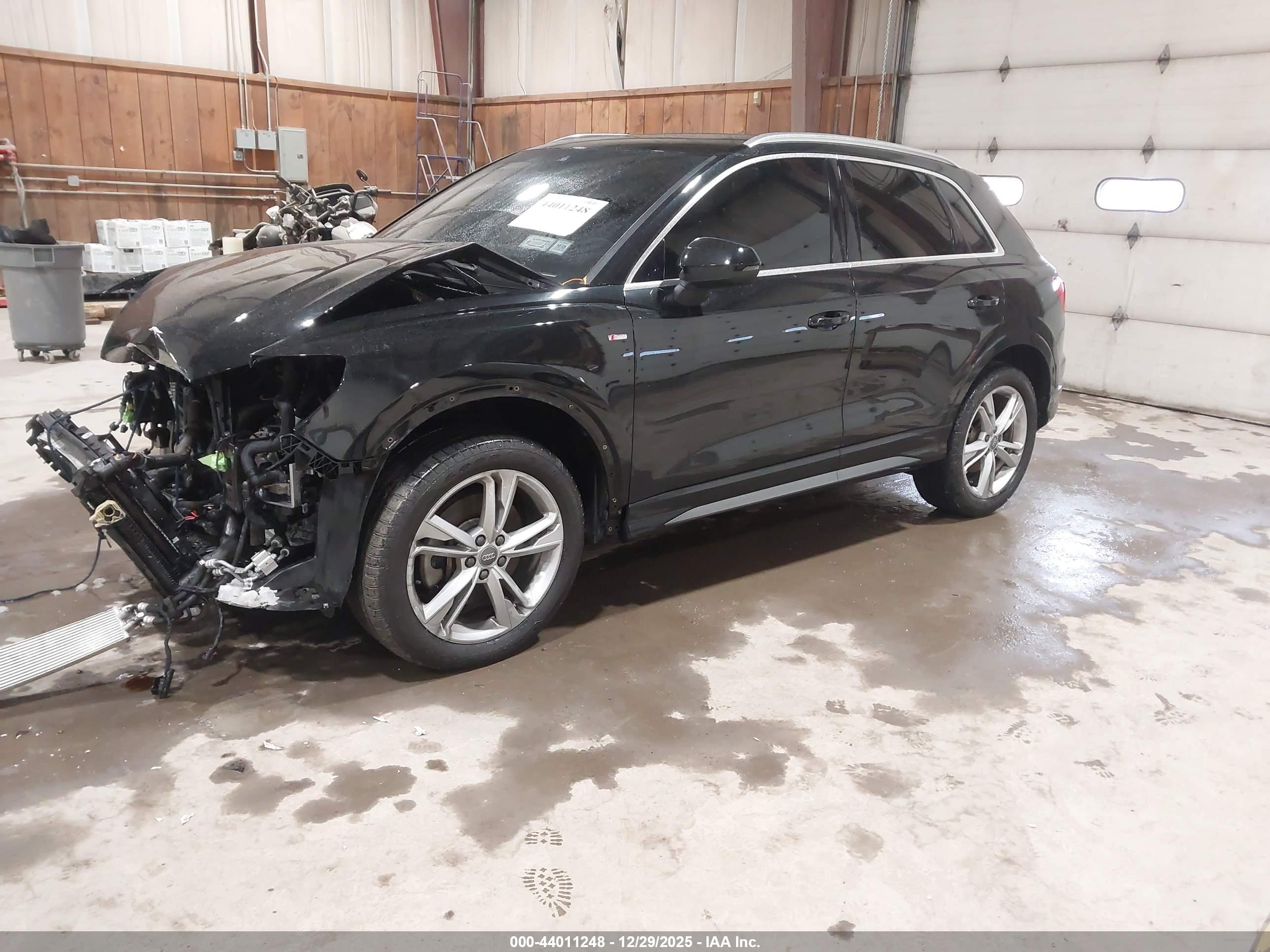AUDI Q3 image 2