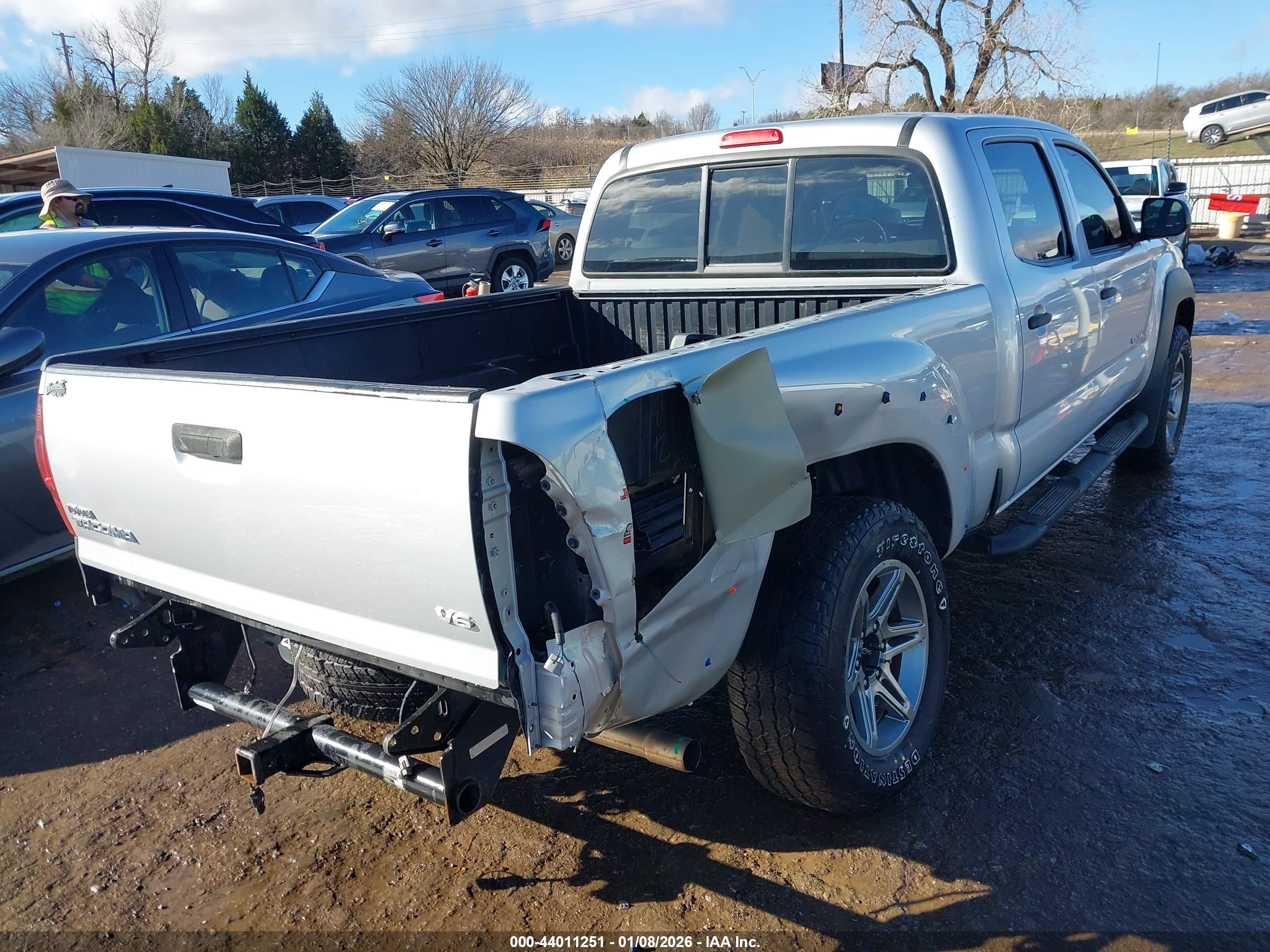 TOYOTA TACOMA image 4