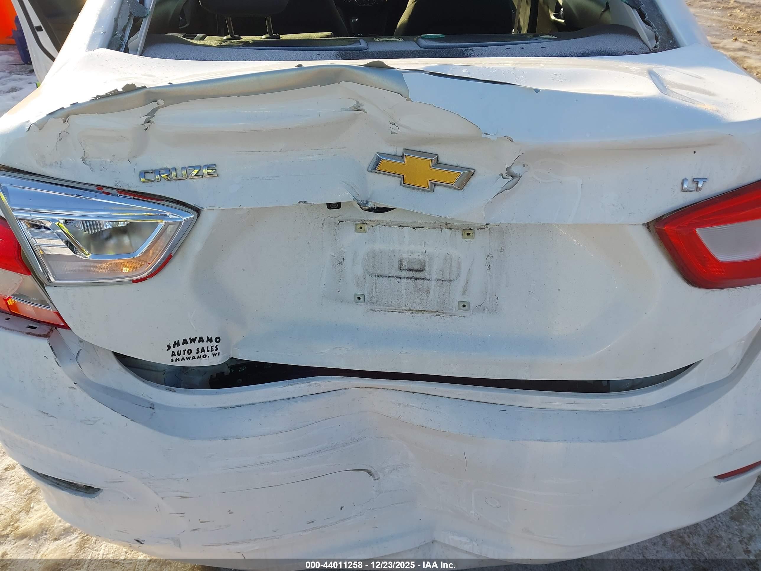 CHEVROLET CRUZE image 6