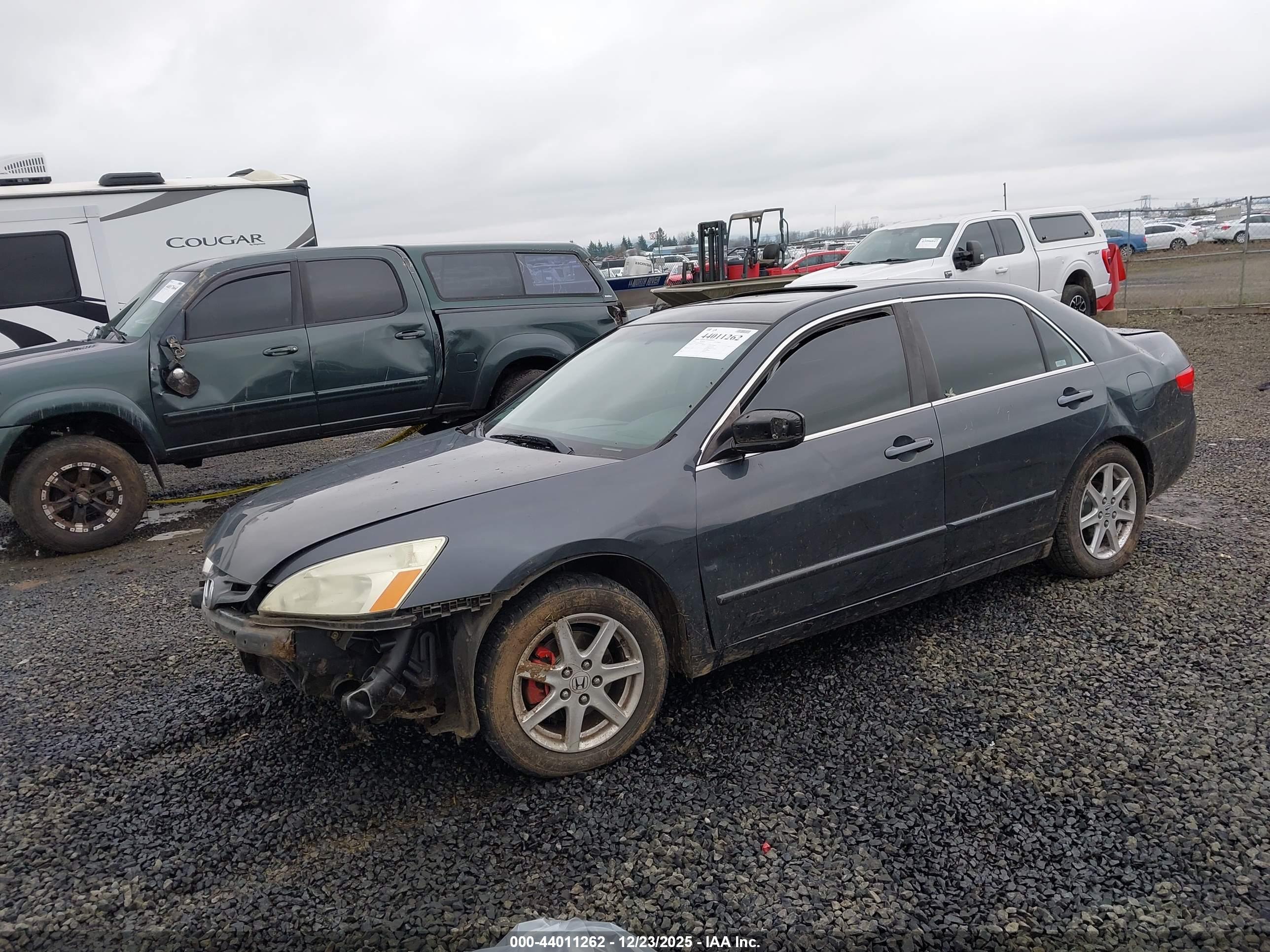 HONDA ACCORD image 2