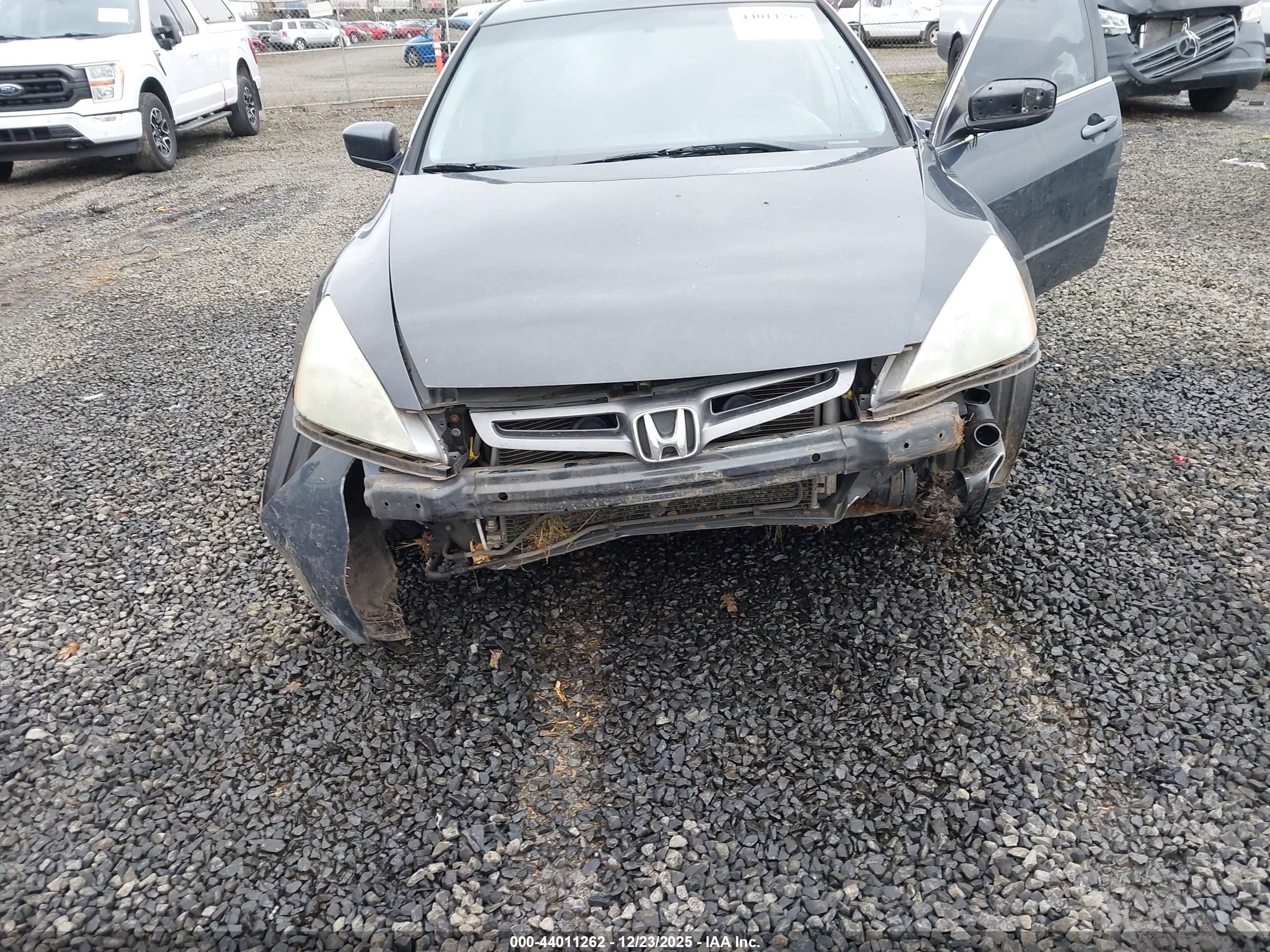 HONDA ACCORD image 6