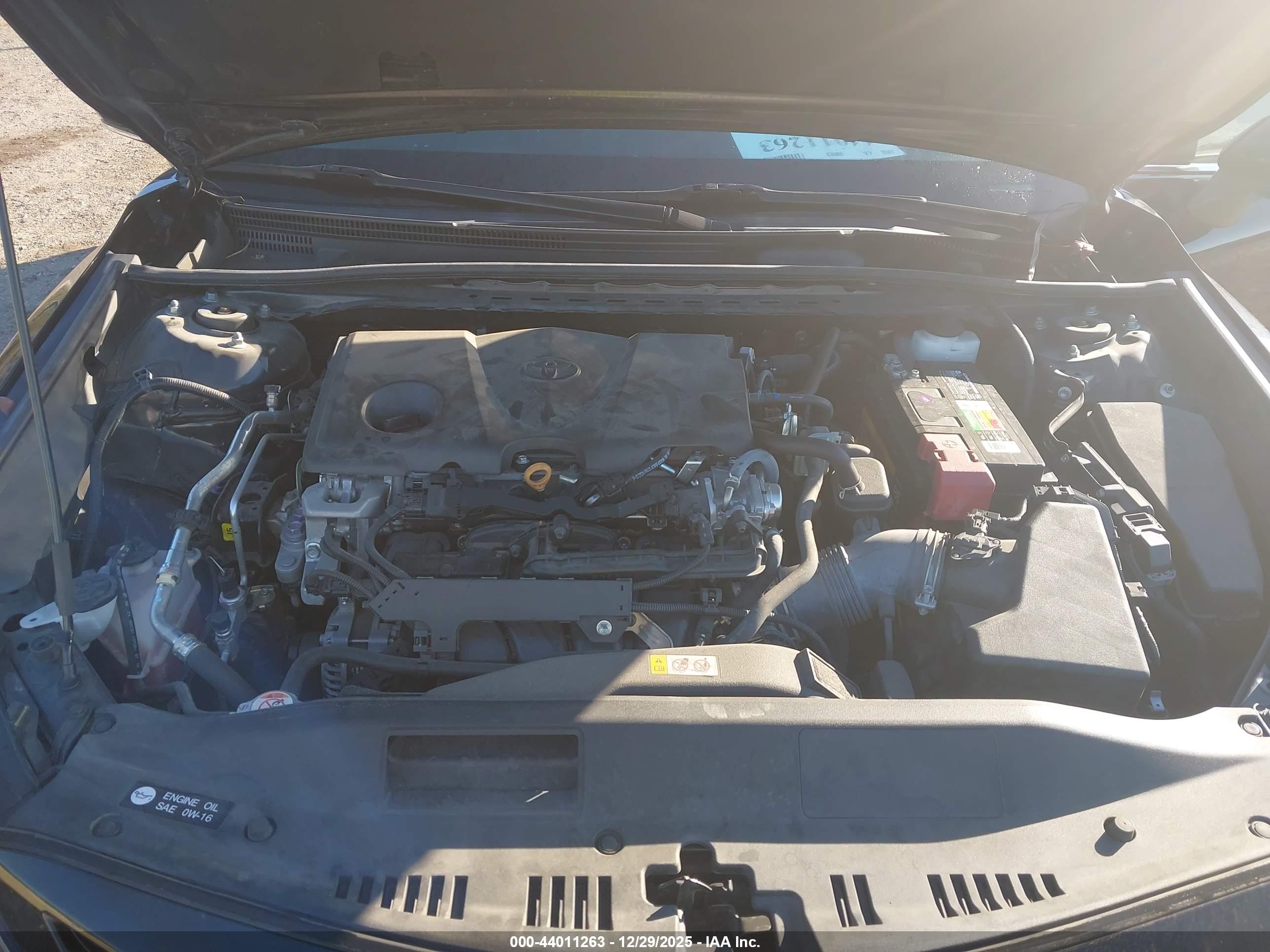 TOYOTA CAMRY image 10