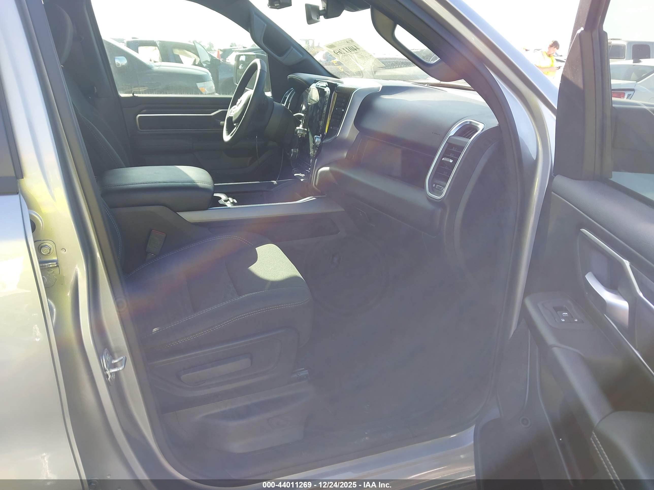 RAM 1500 image 5