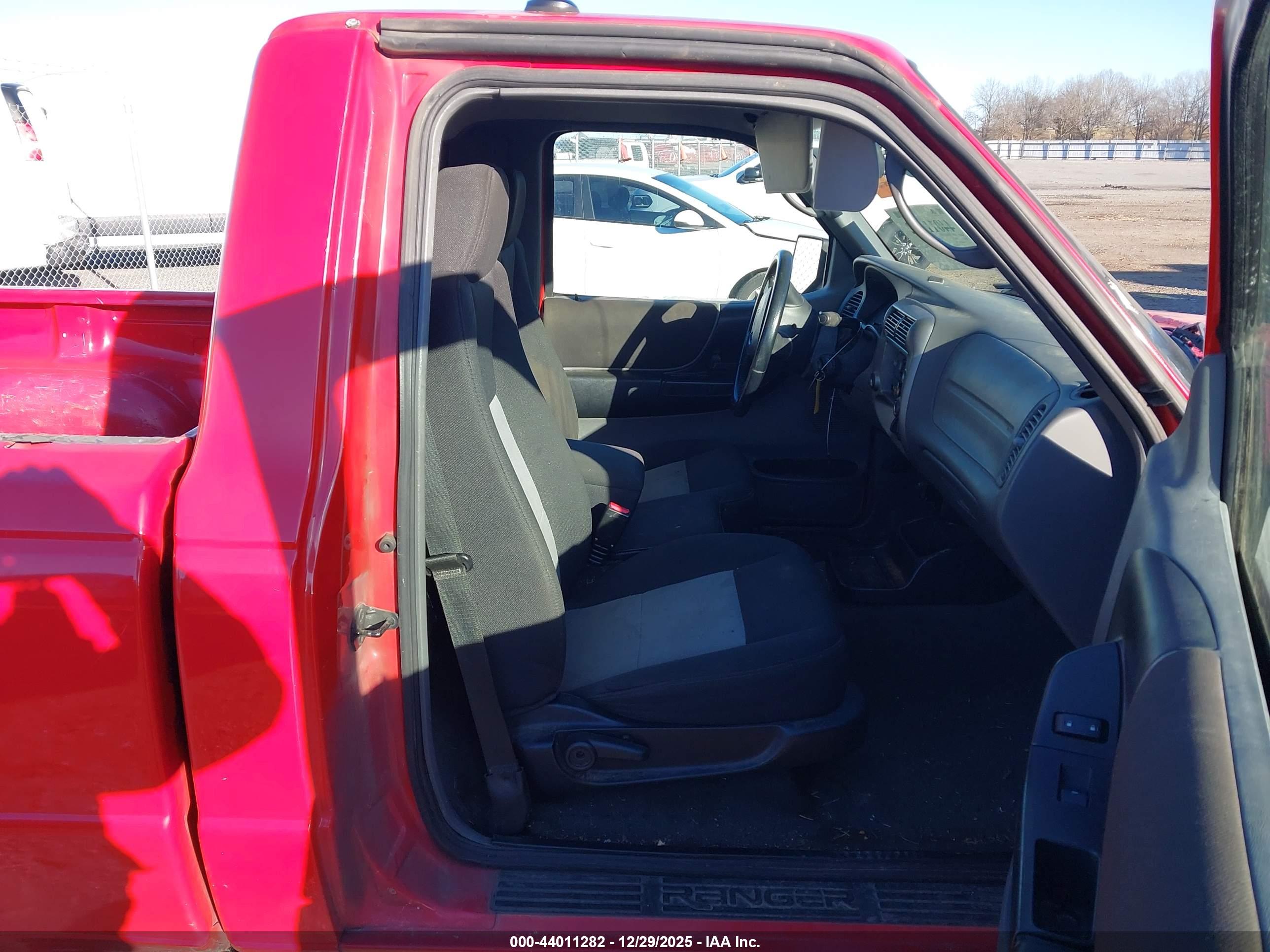 FORD RANGER image 5
