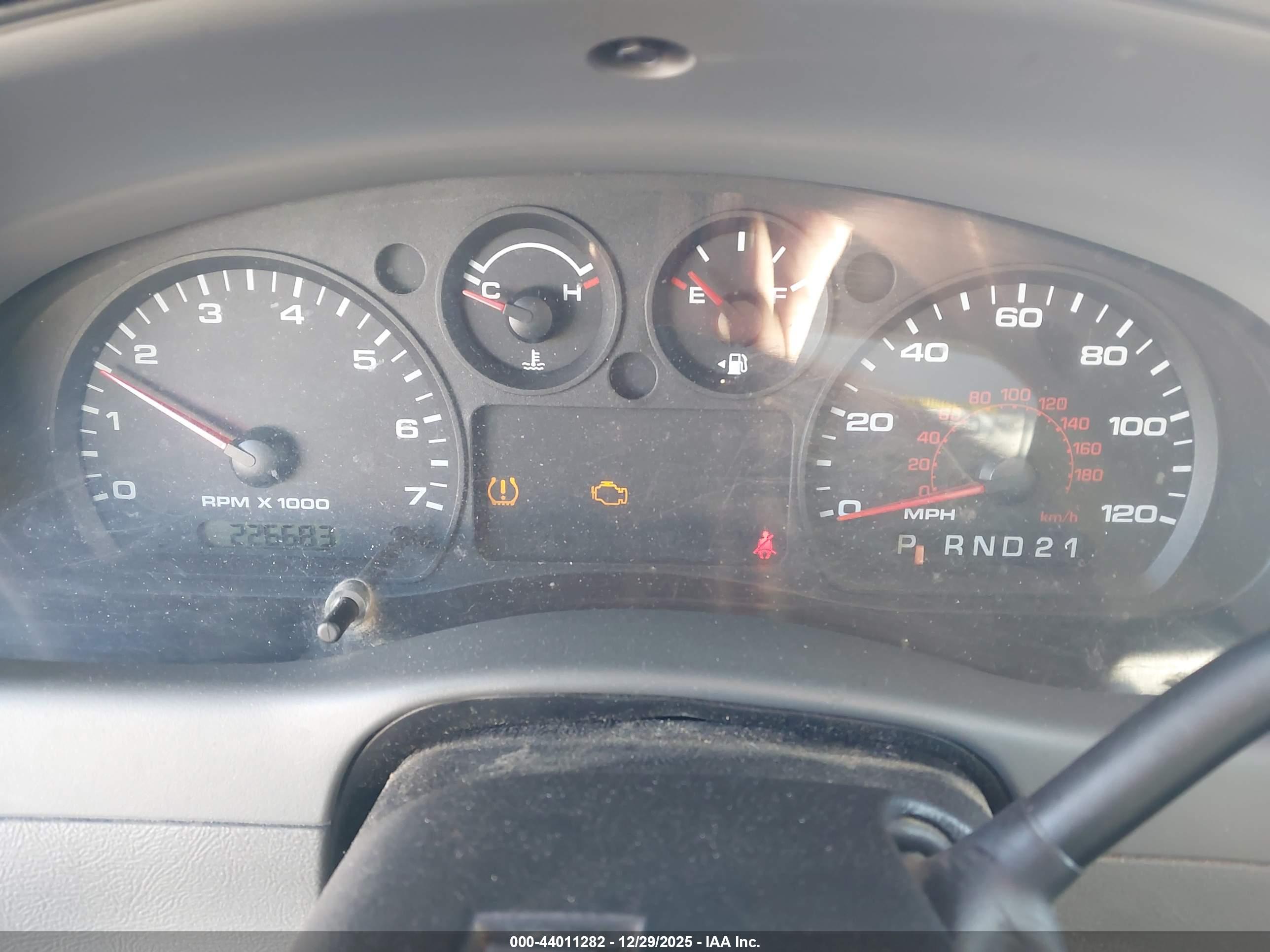FORD RANGER image 7