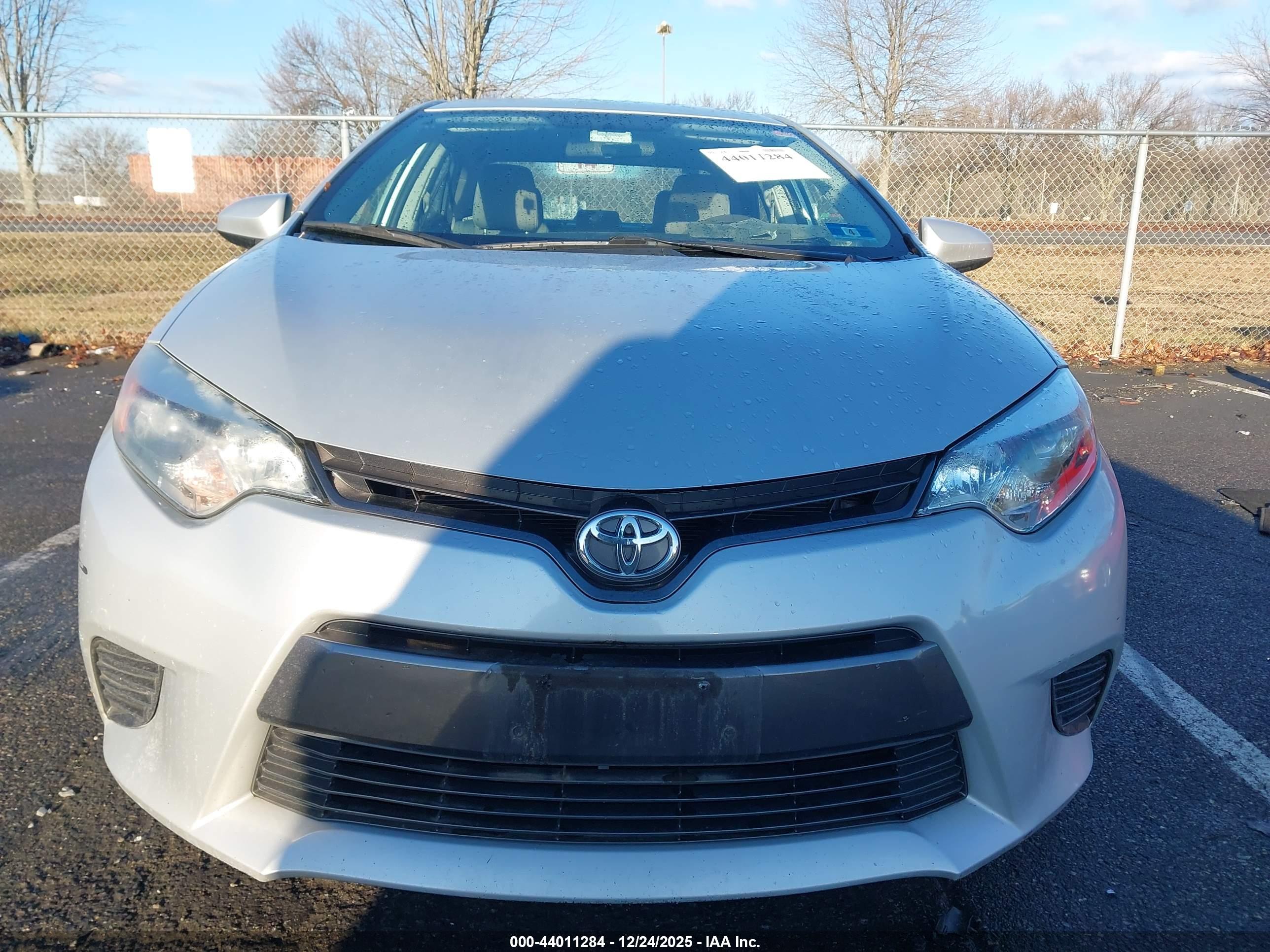 TOYOTA COROLLA image 6