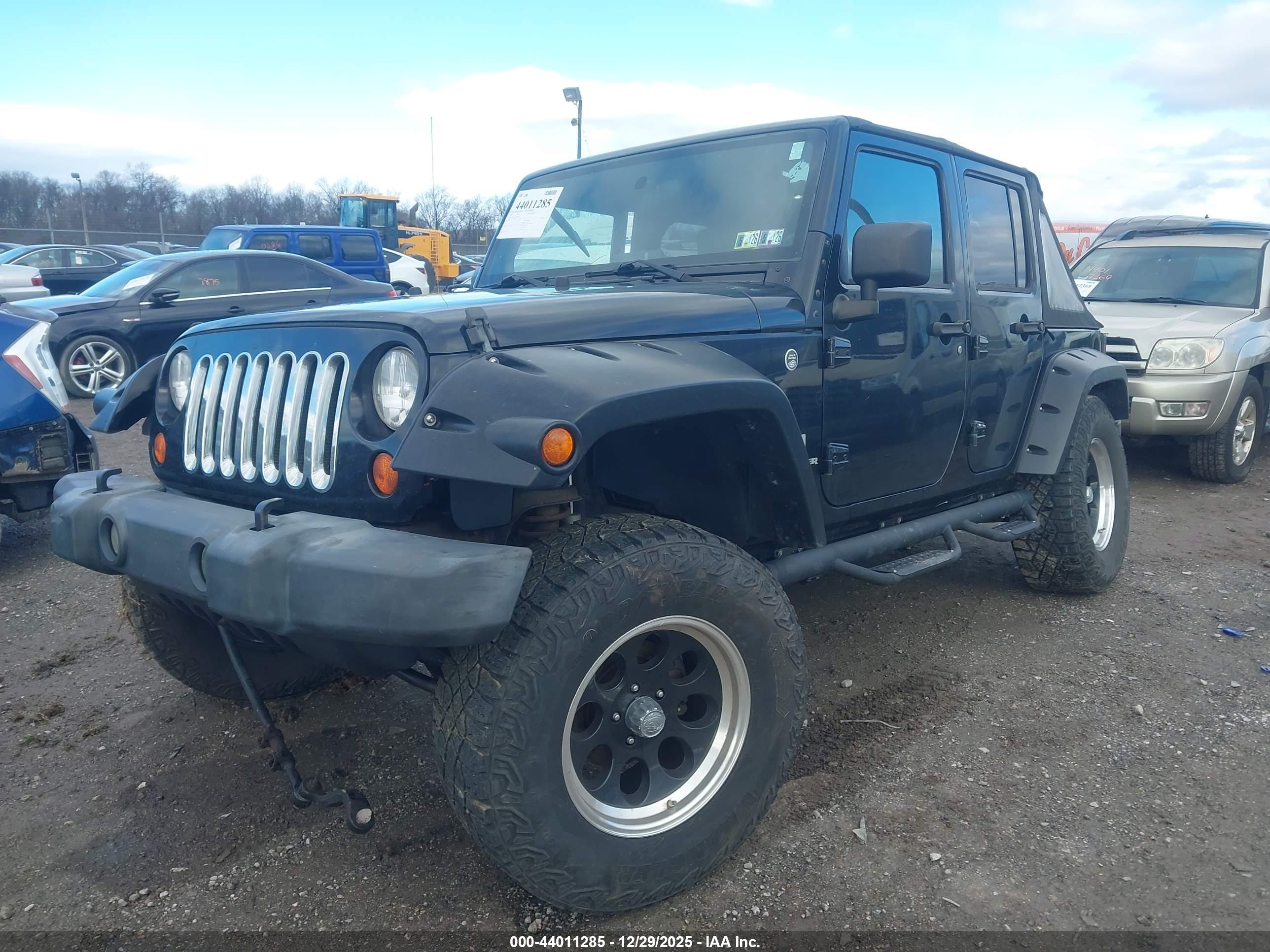 JEEP WRANGLER image 2