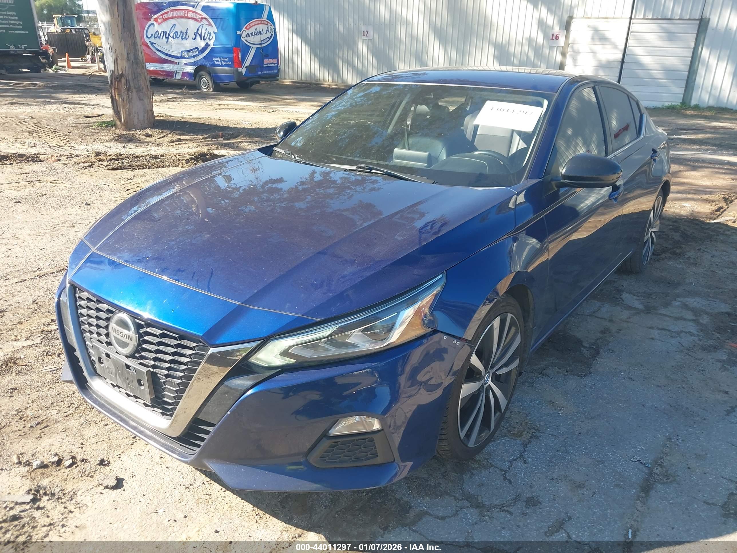 NISSAN ALTIMA image 2