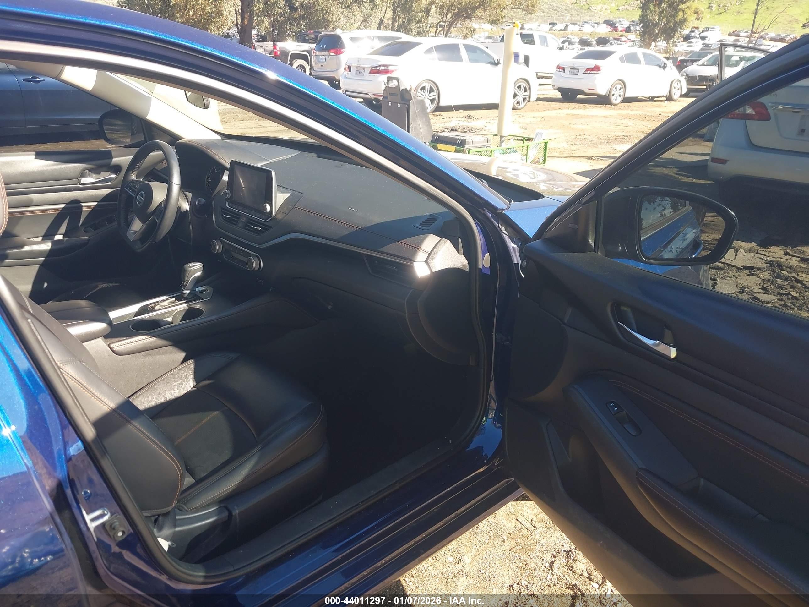 NISSAN ALTIMA image 5