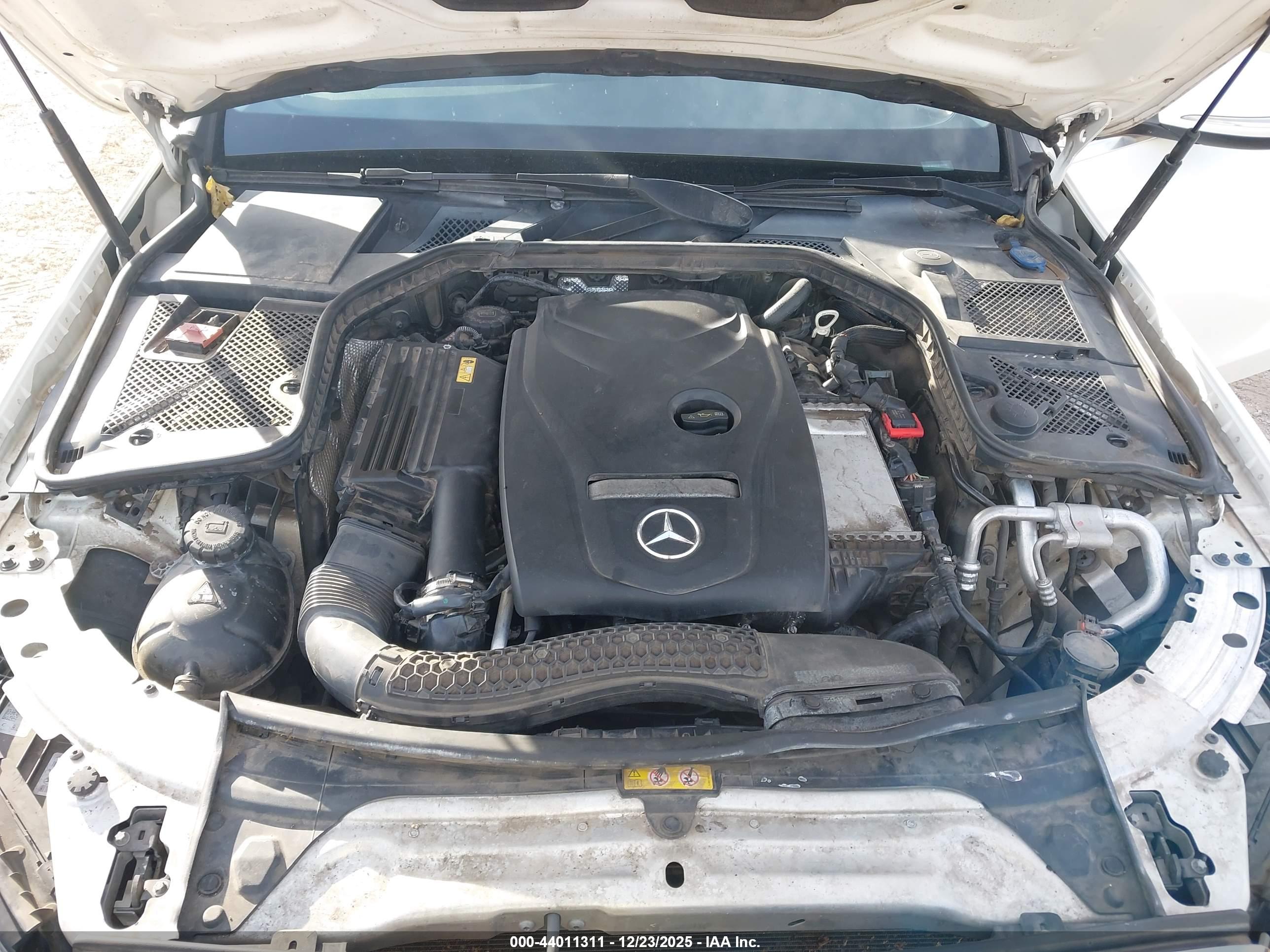 MERCEDES-BENZ C image 10