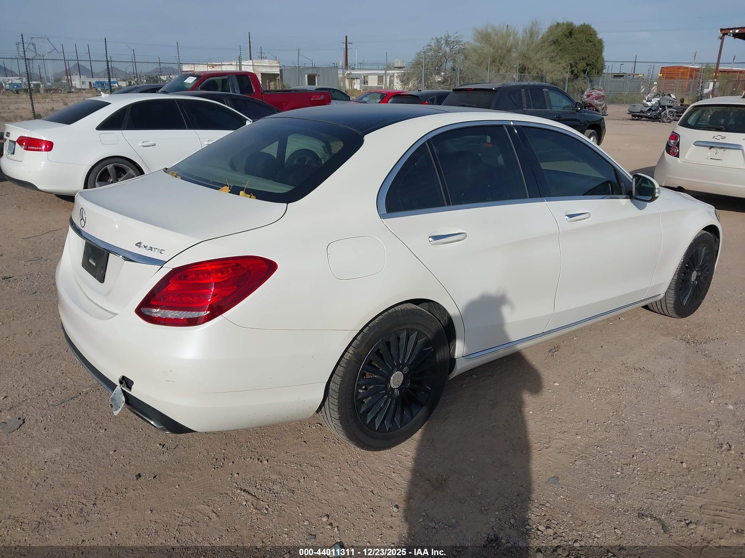 MERCEDES-BENZ C image 4