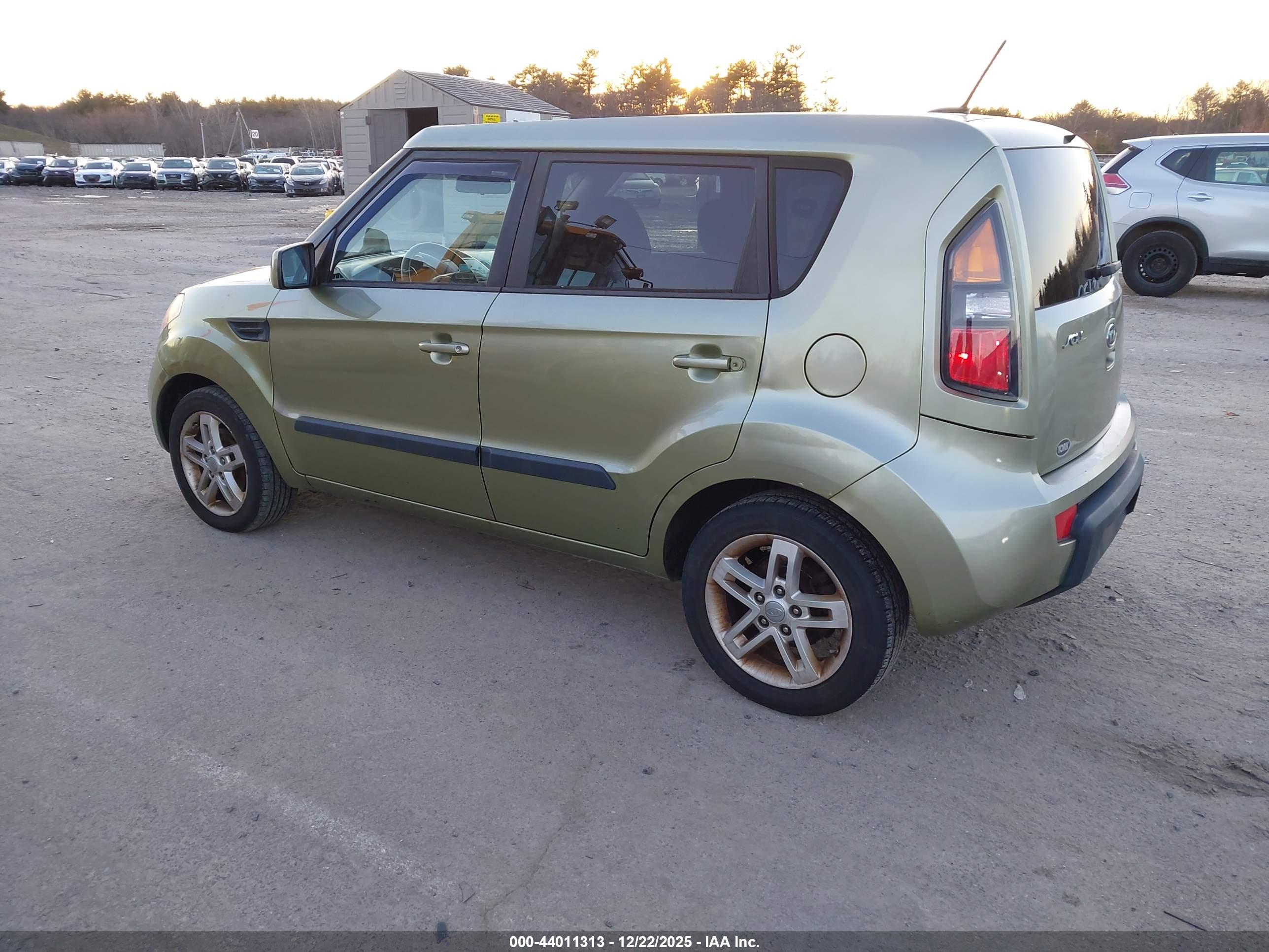 KIA SOUL image 3