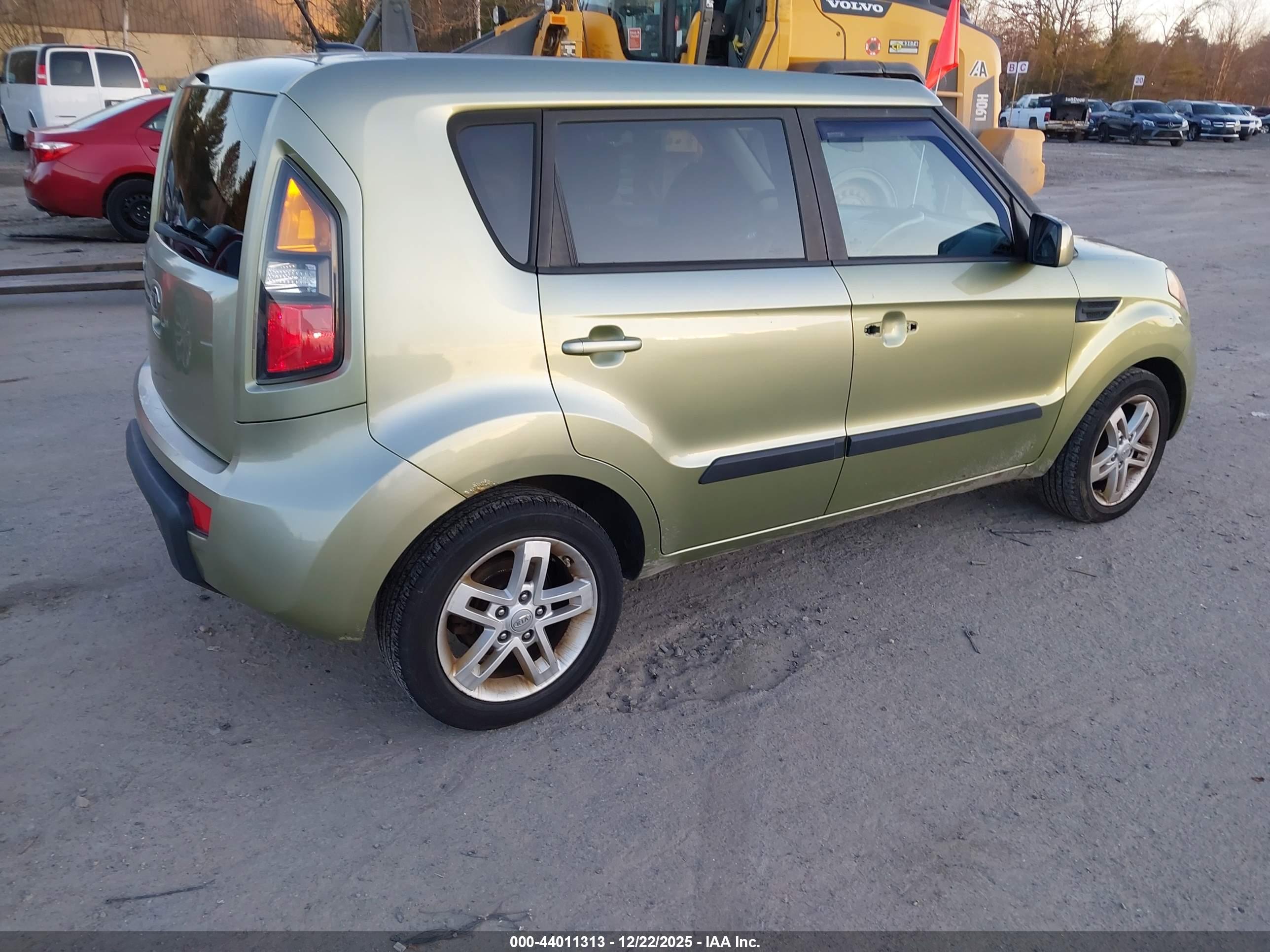 KIA SOUL image 4