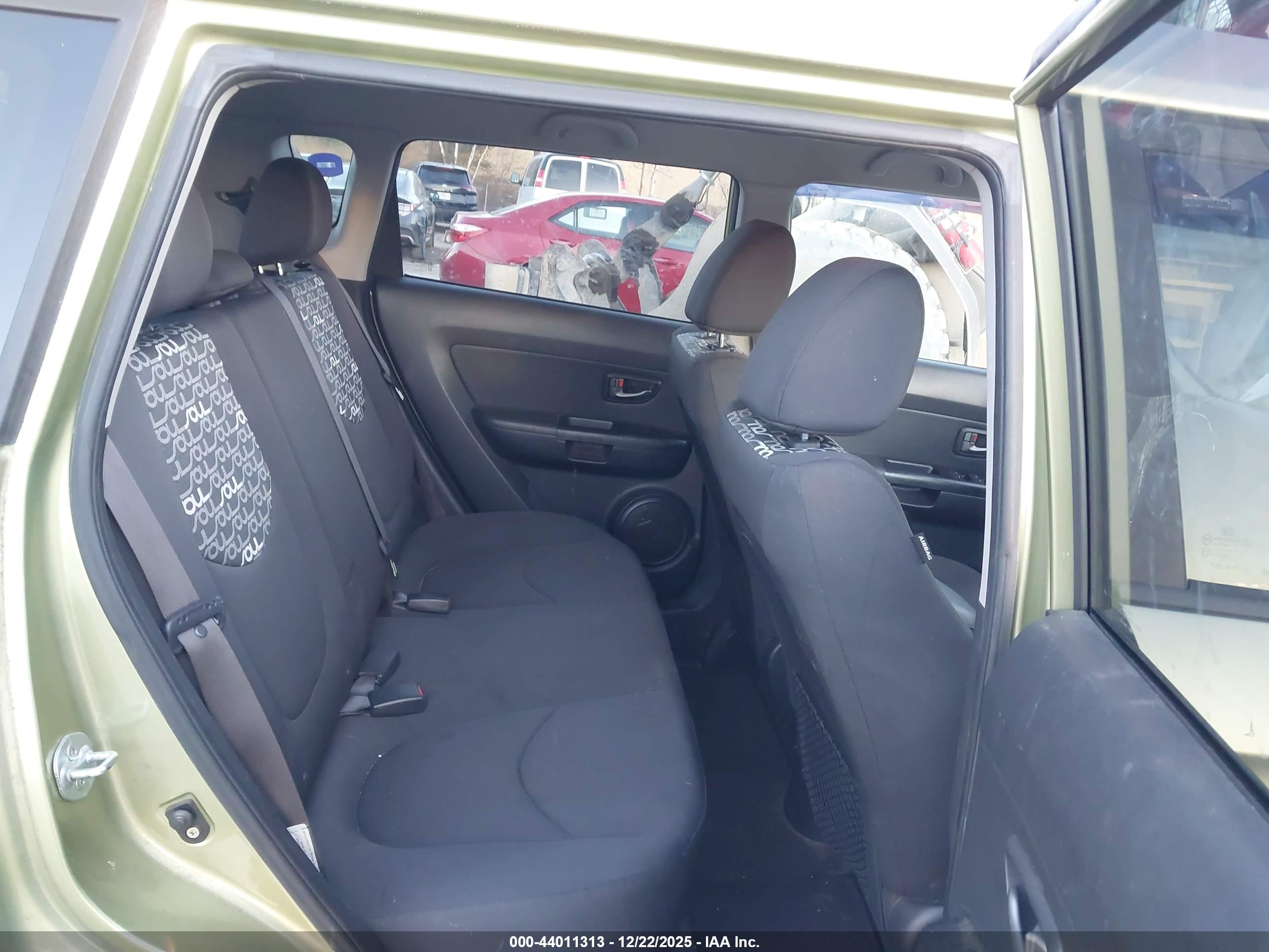 KIA SOUL image 8