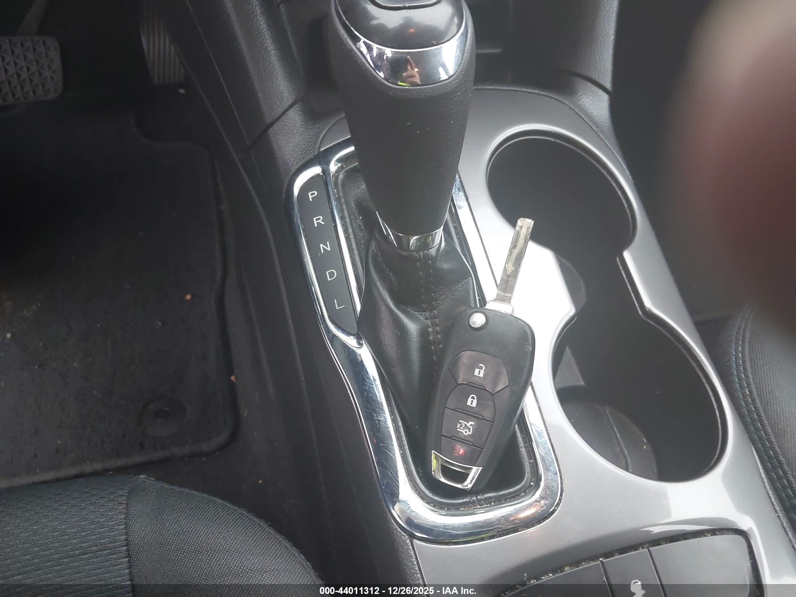 CHEVROLET CRUZE image 11