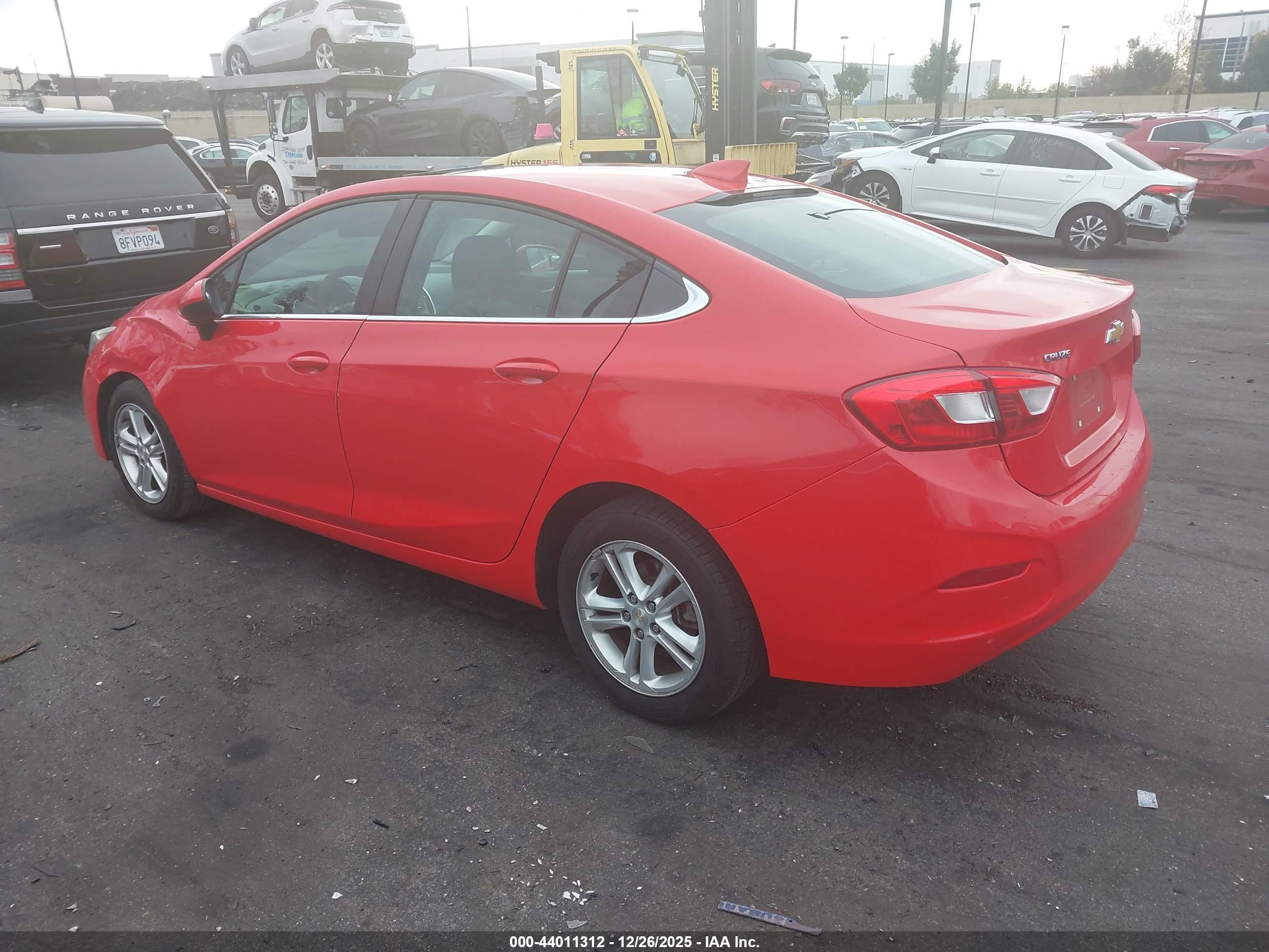 CHEVROLET CRUZE image 3