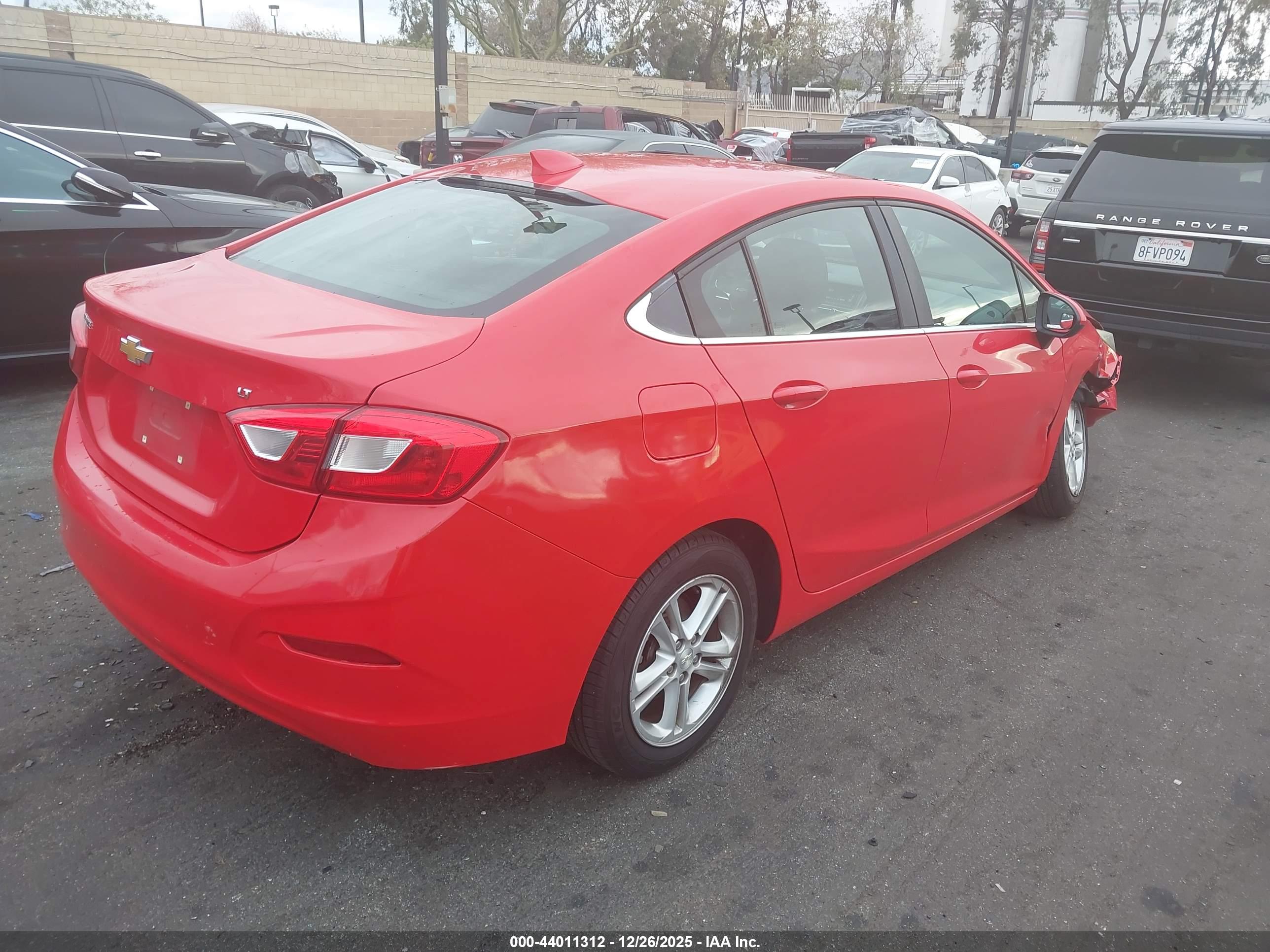 CHEVROLET CRUZE image 4