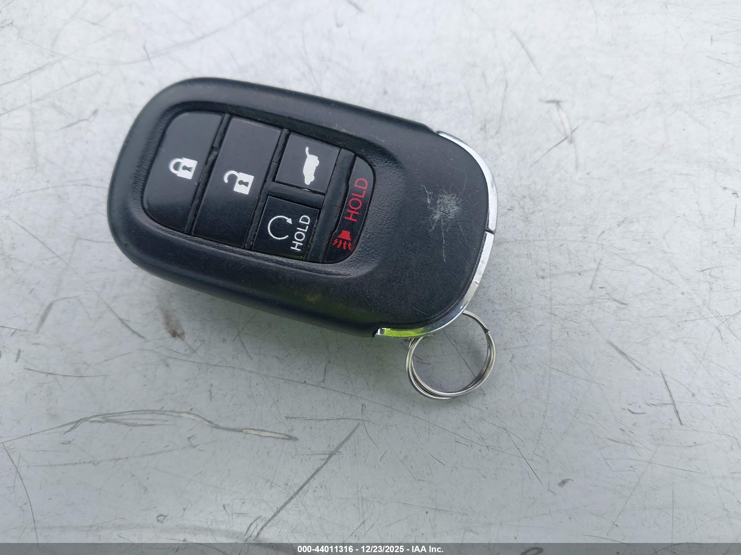 HONDA CR-V image 11