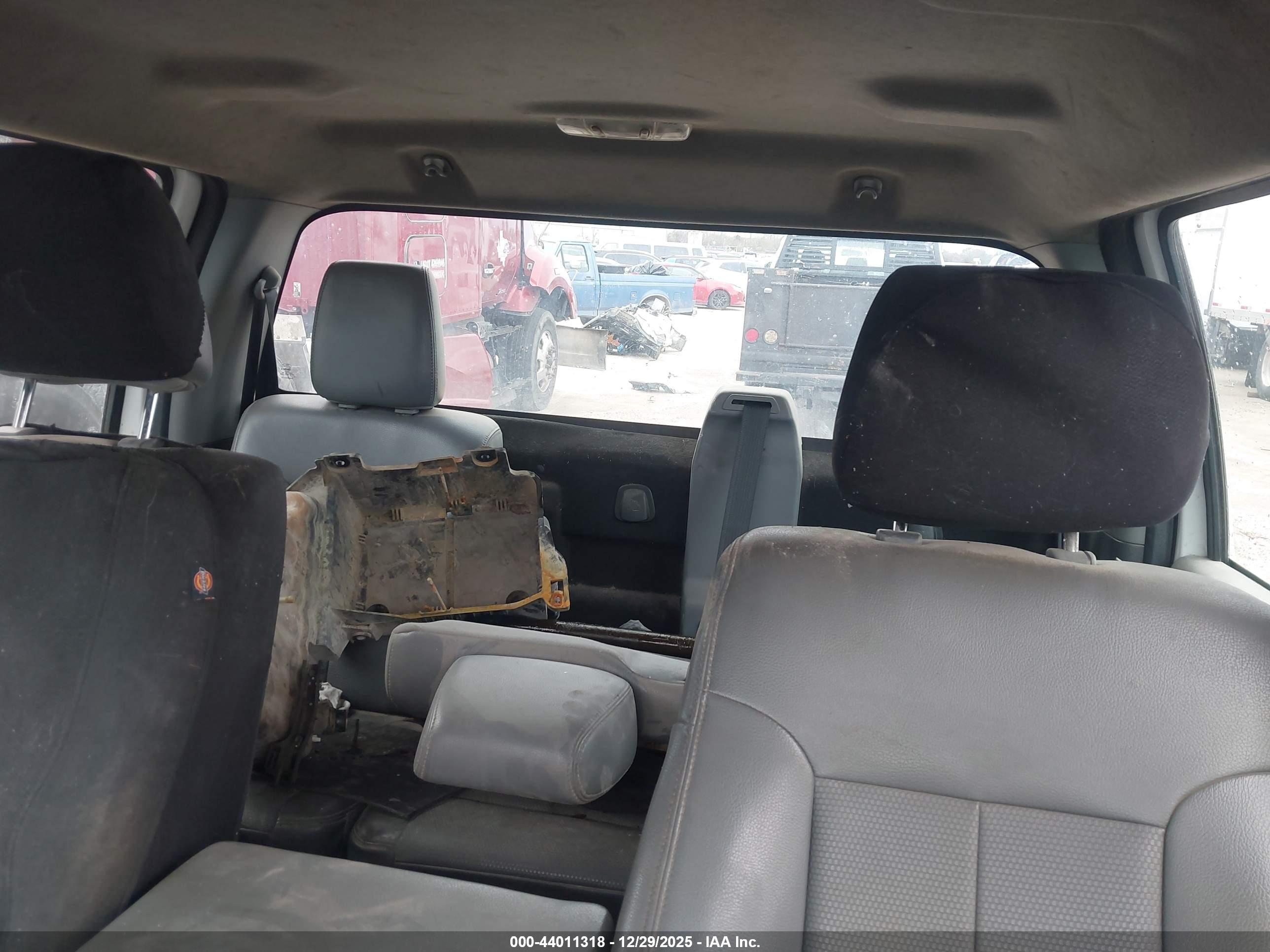 FORD F-350 image 7