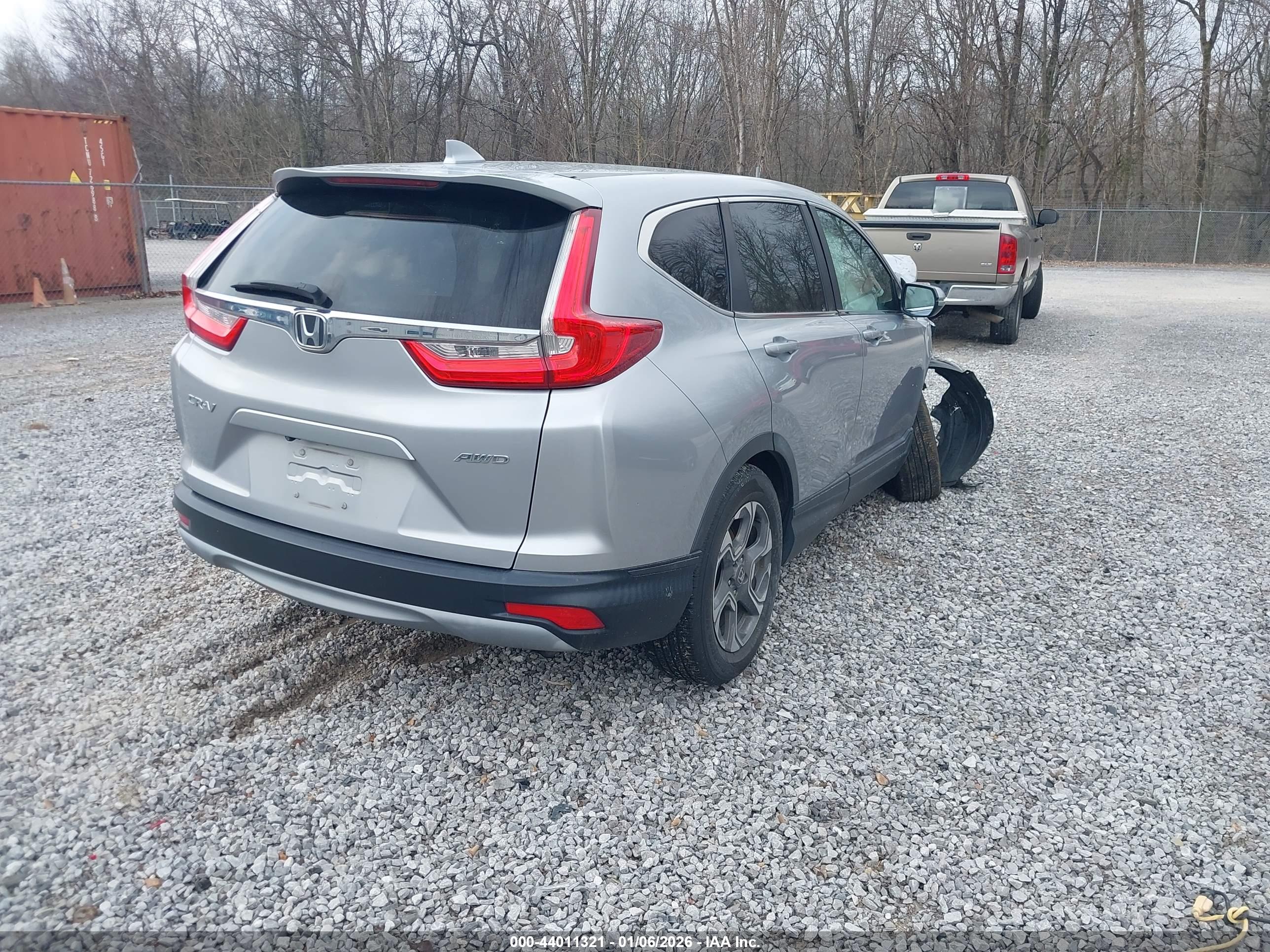 HONDA CR-V image 4